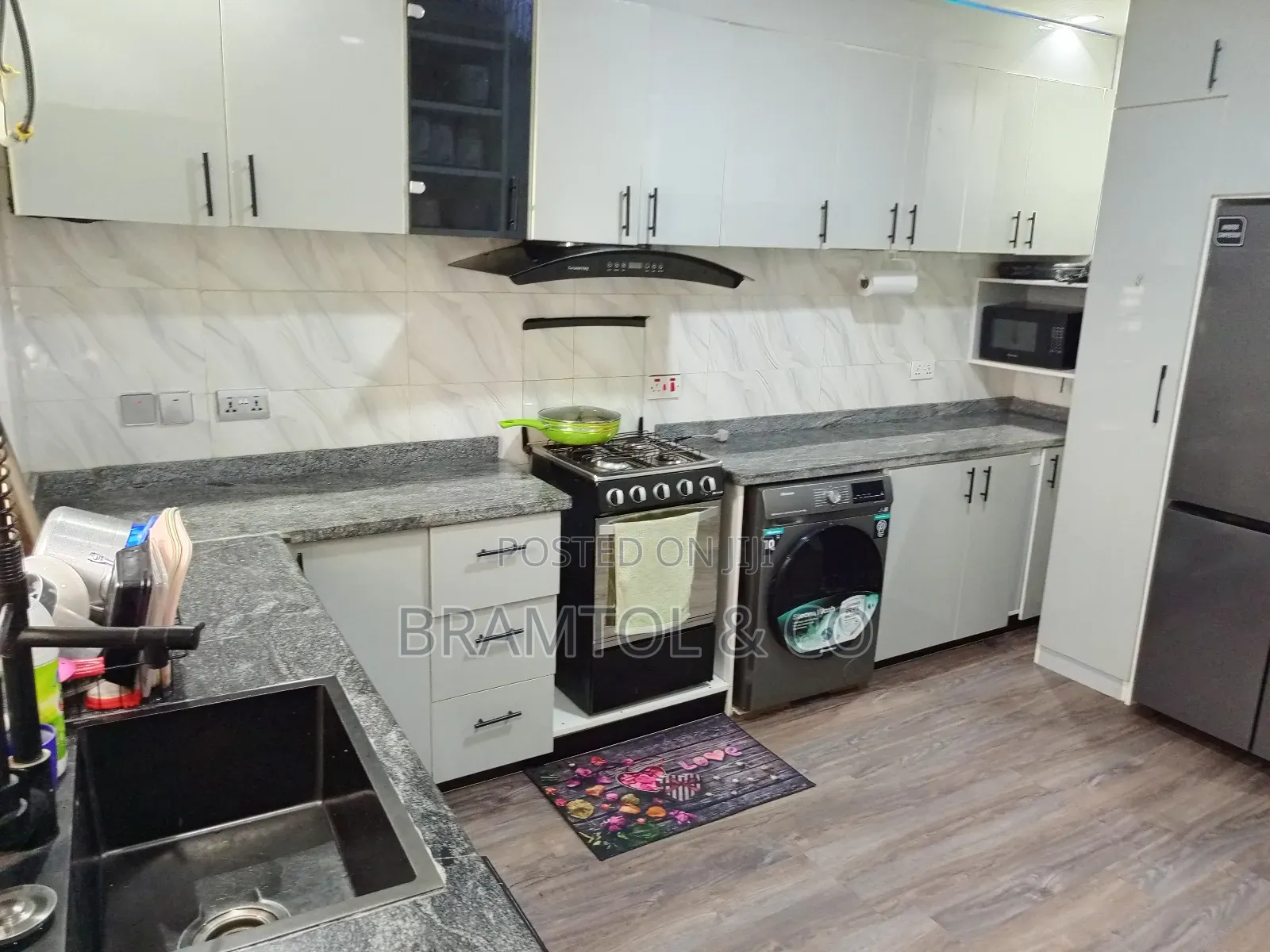3bdrm Block of Flats in With Bq, Jabi for rent