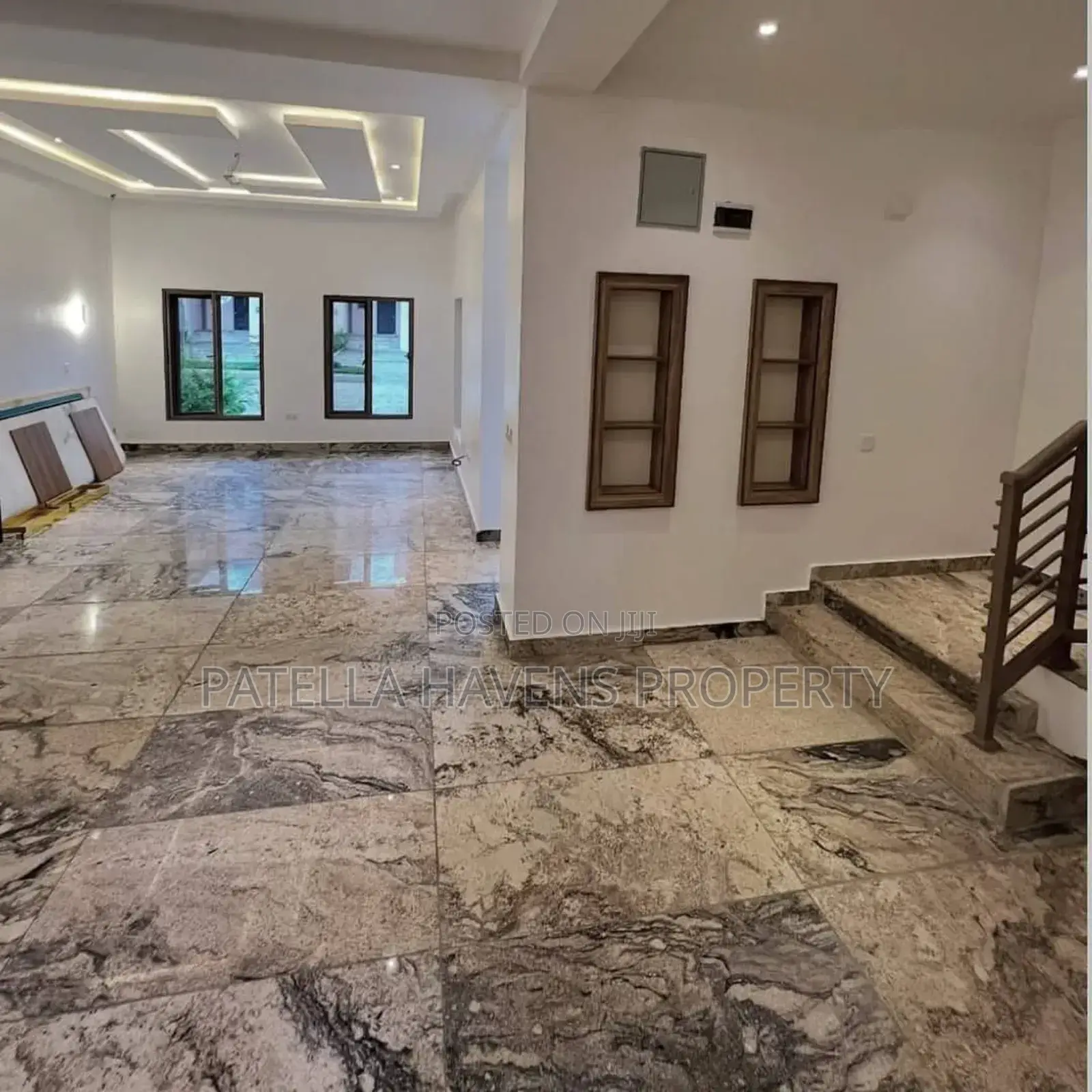 4bdrm Duplex in Dawaki for sale