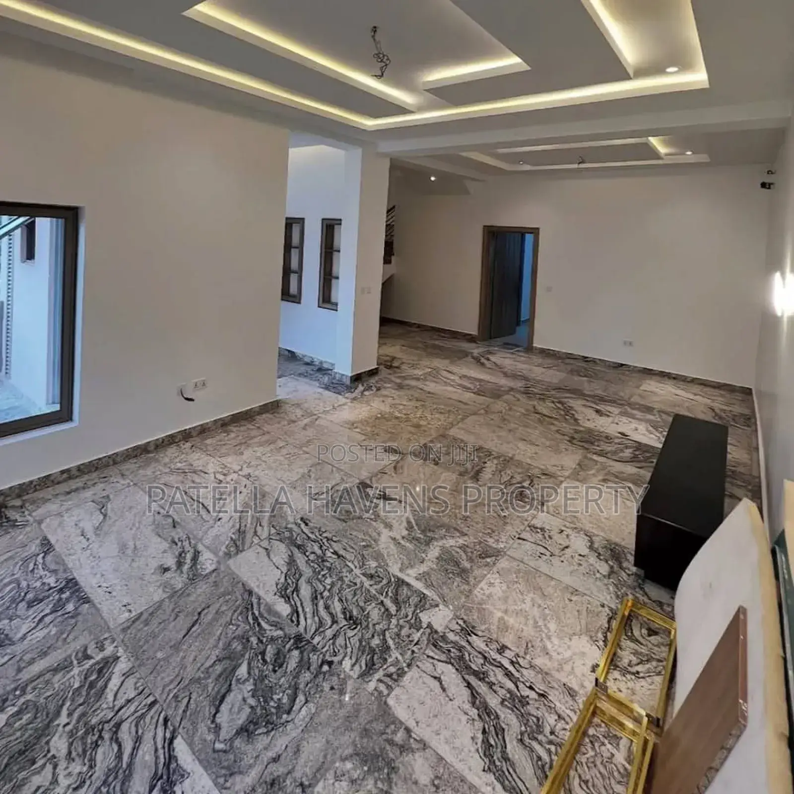 4bdrm Duplex in Dawaki for sale
