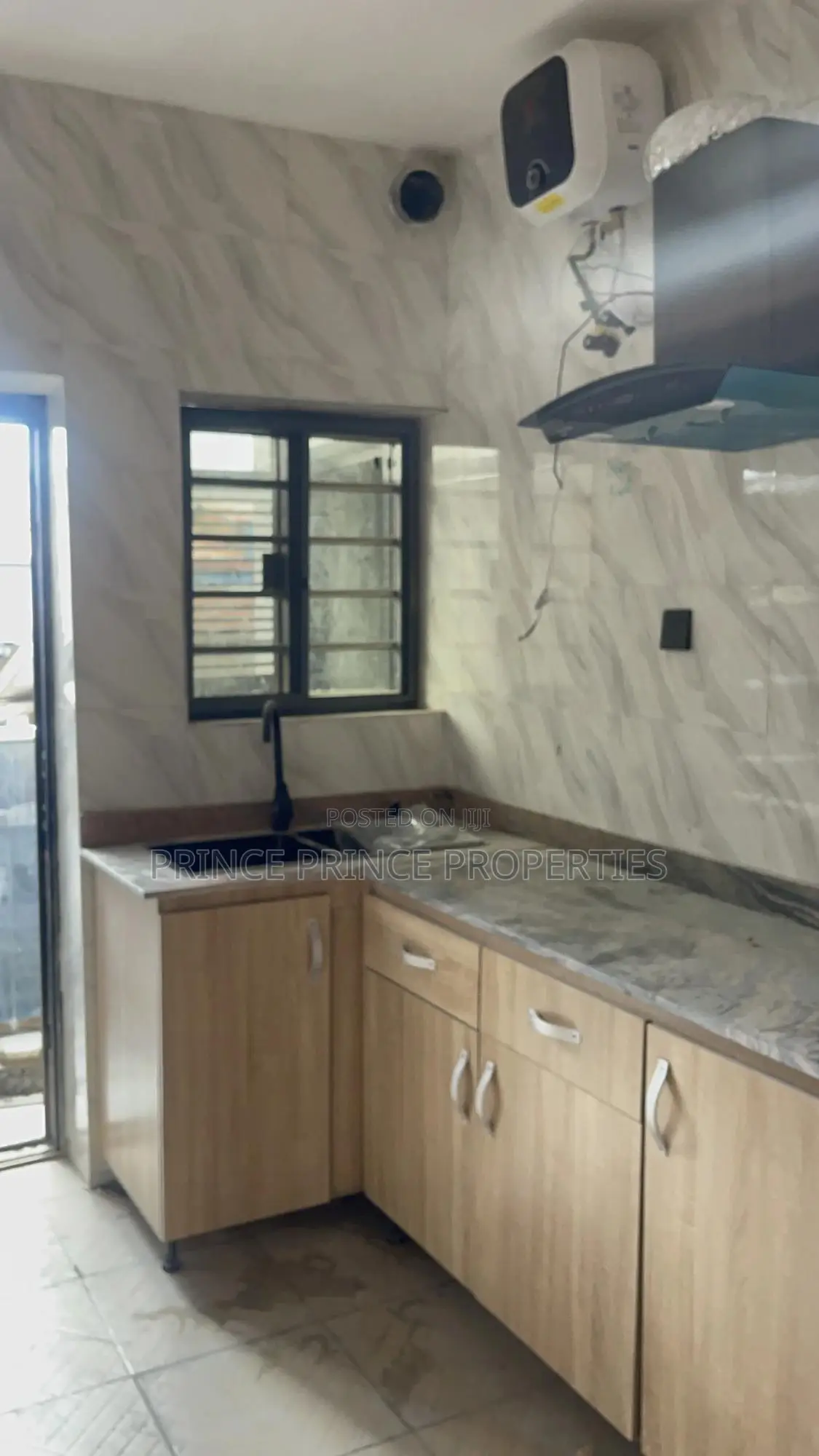 Furnished 2bdrm Block of Flats in Surulere for rent