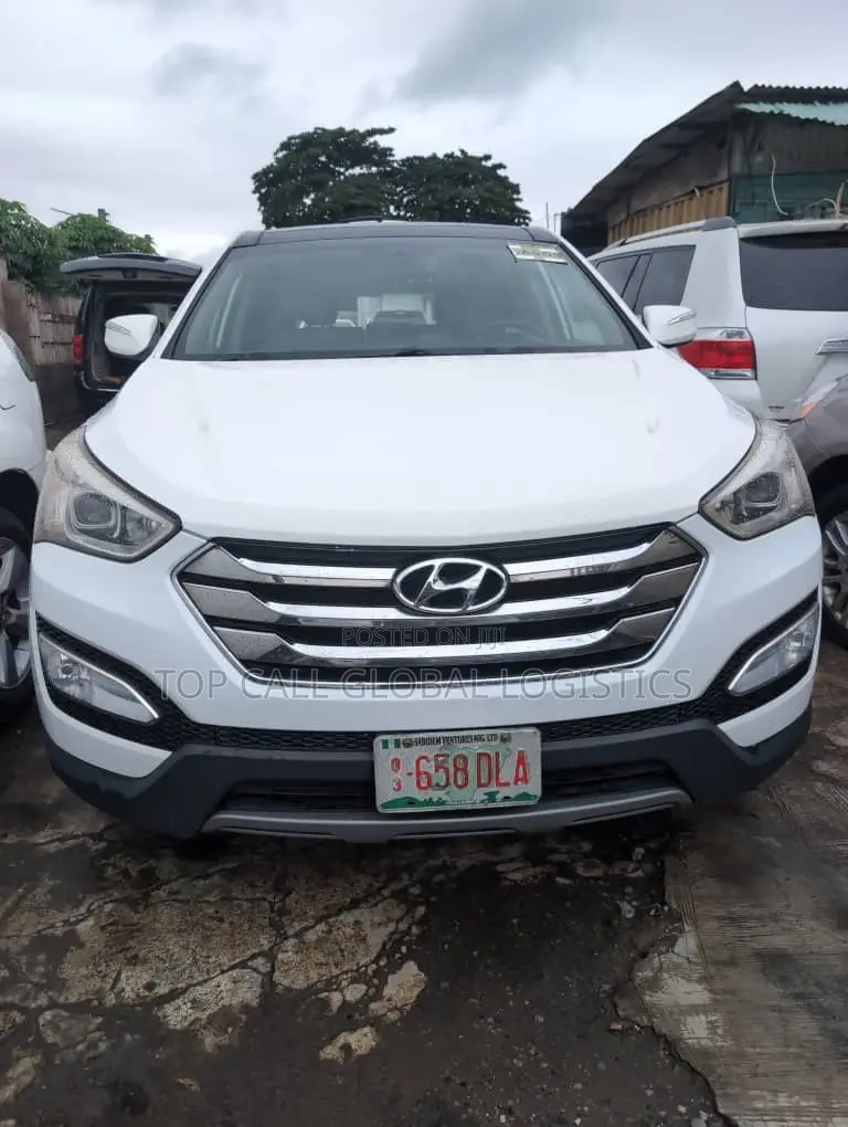 Hyundai Santa Fe Sport 2013 White