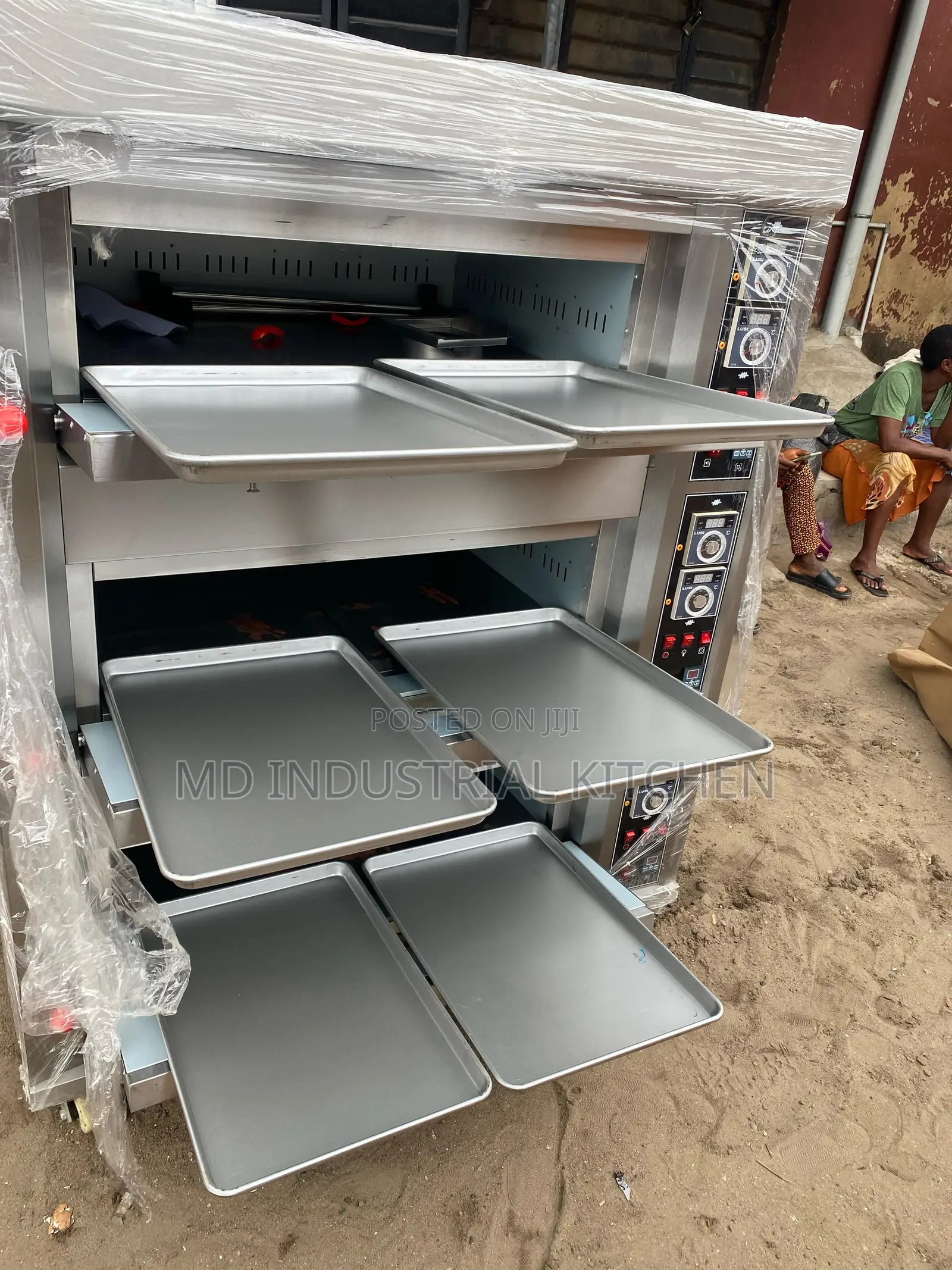 6 Tray’S Gas Oven