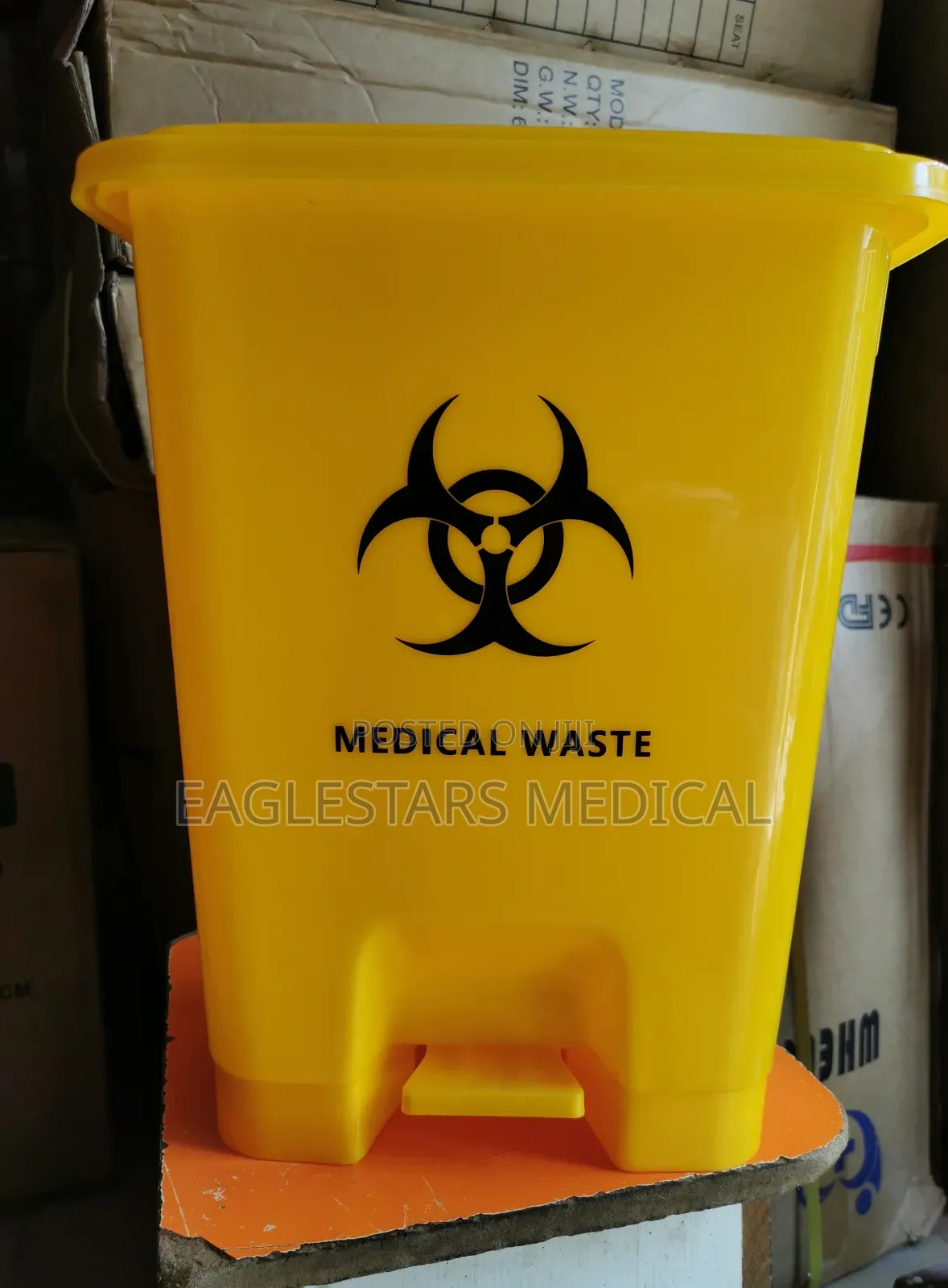 20 Liter Plastic Bin