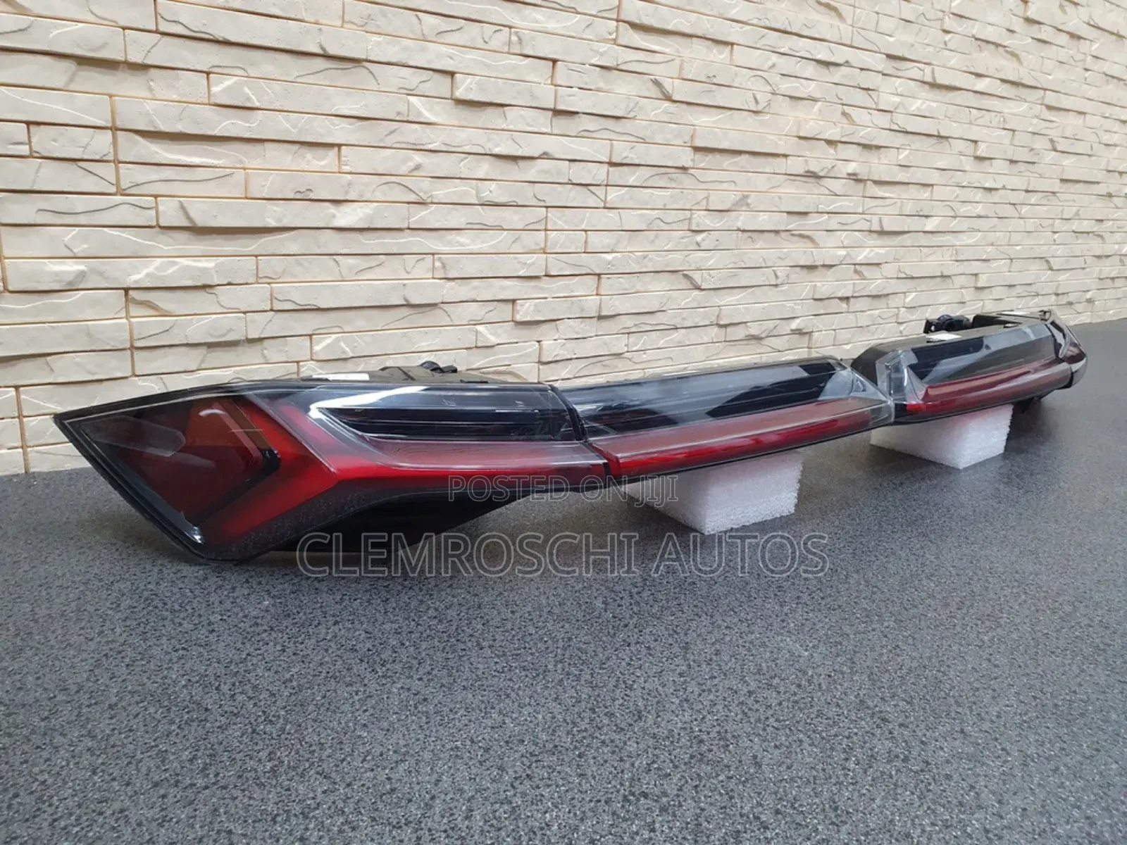 High Quality Certified Complete Brand New Back Light Lamborghini Urus