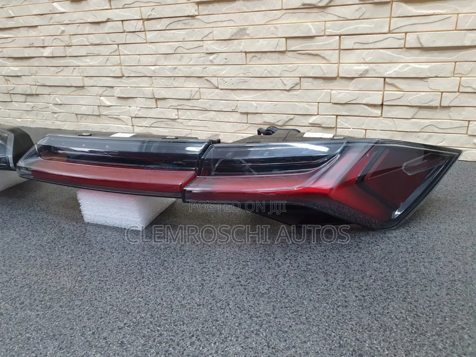 High Quality Certified Complete Brand New Back Light Lamborghini Urus