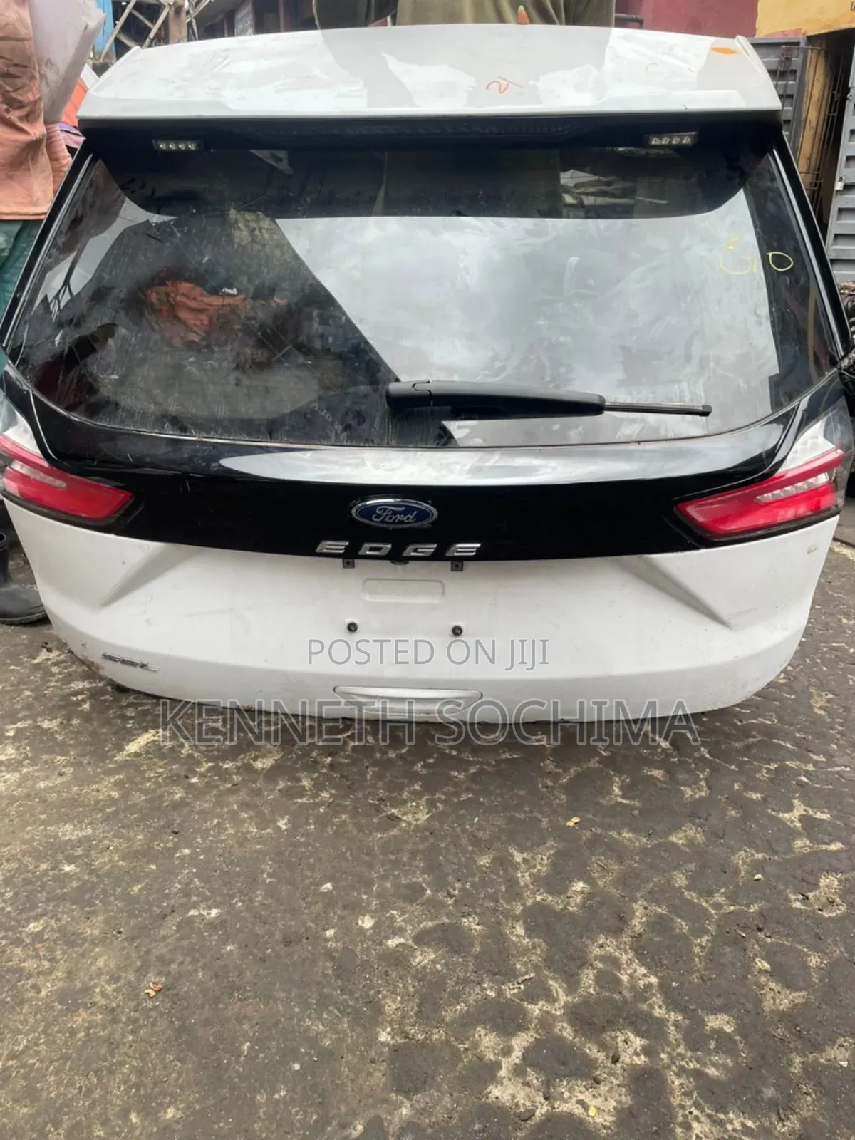 Ford Edge 2022 Booth