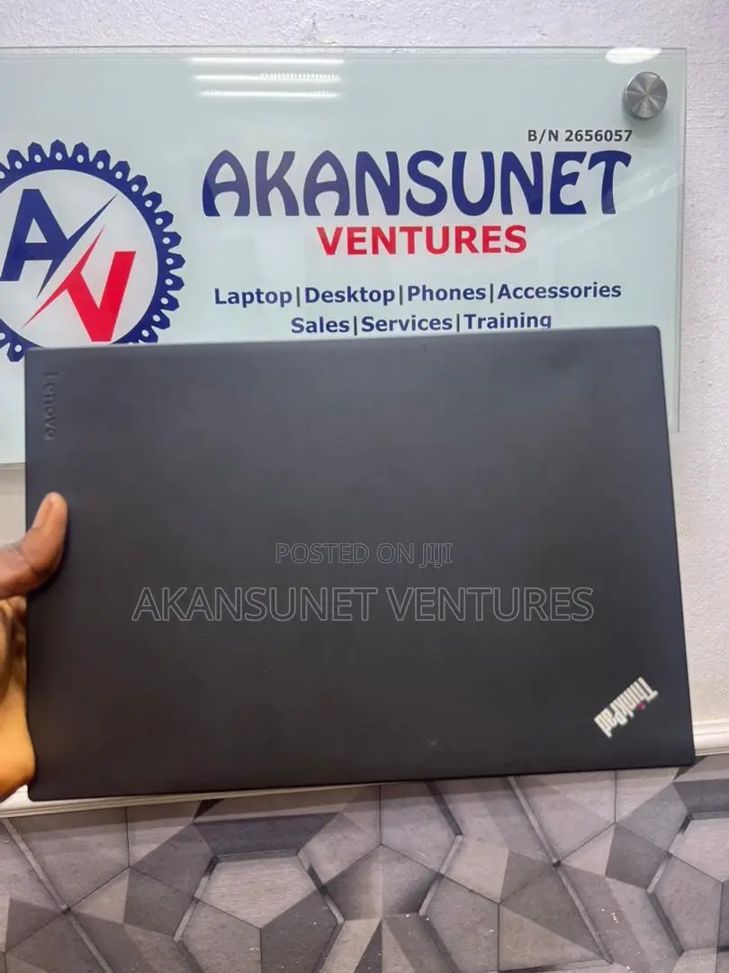 Laptop Lenovo ThinkPad X270 8GB Intel Core I7 SSD 256GB