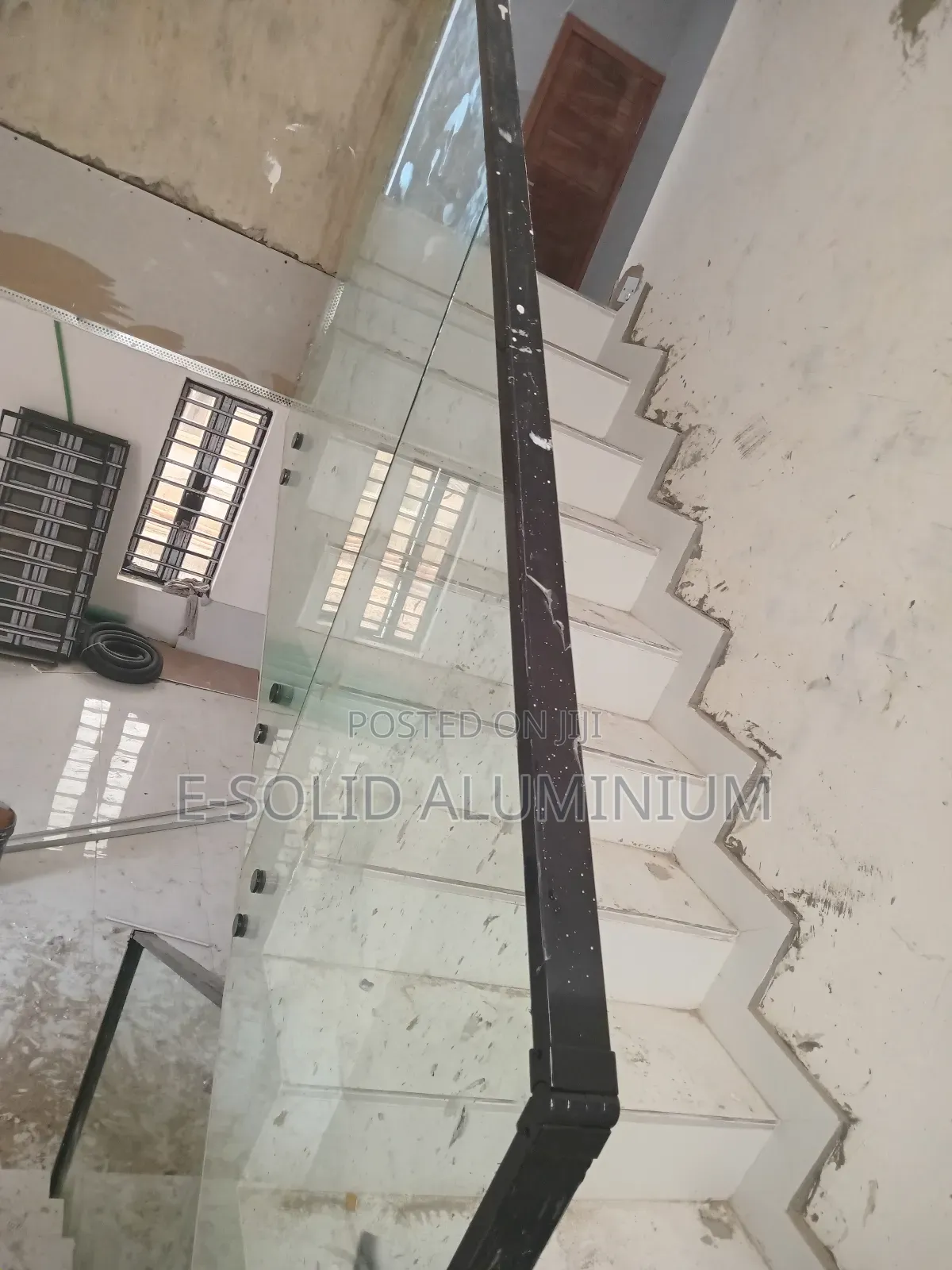 Staircase Handrails With 10mm Tempered Glass