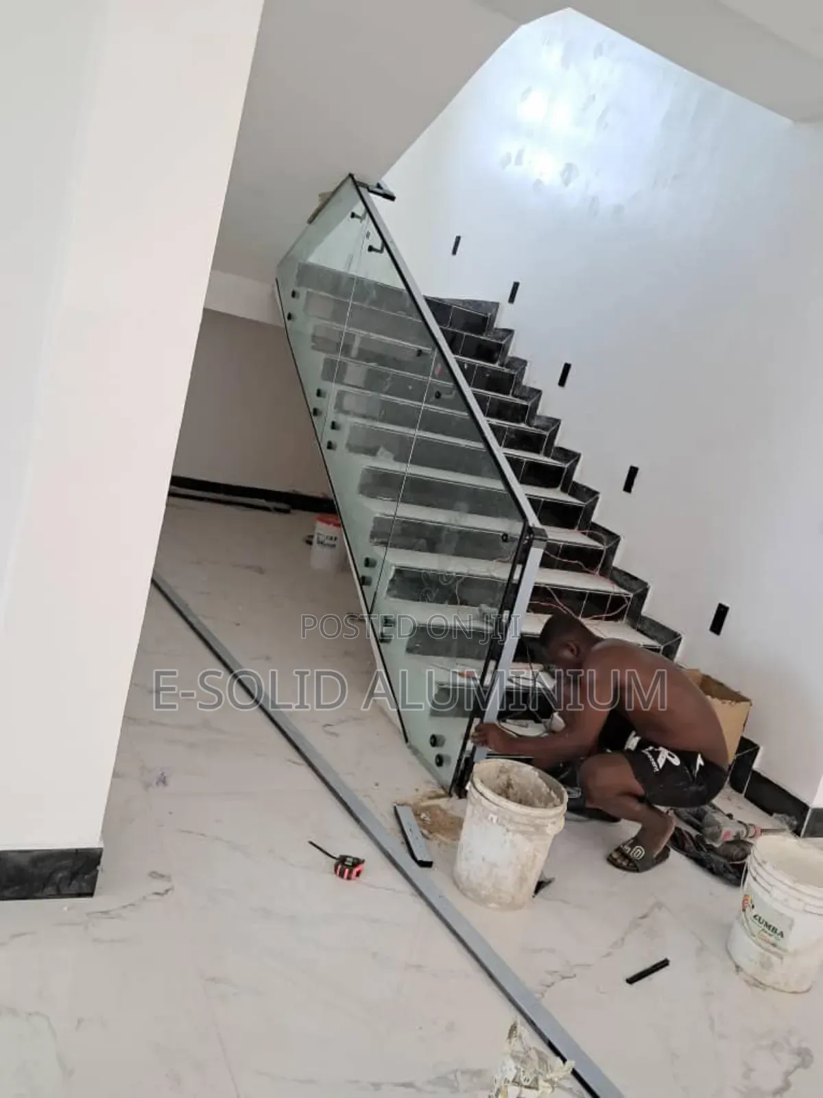 Staircase Handrails With 10mm Tempered Glass