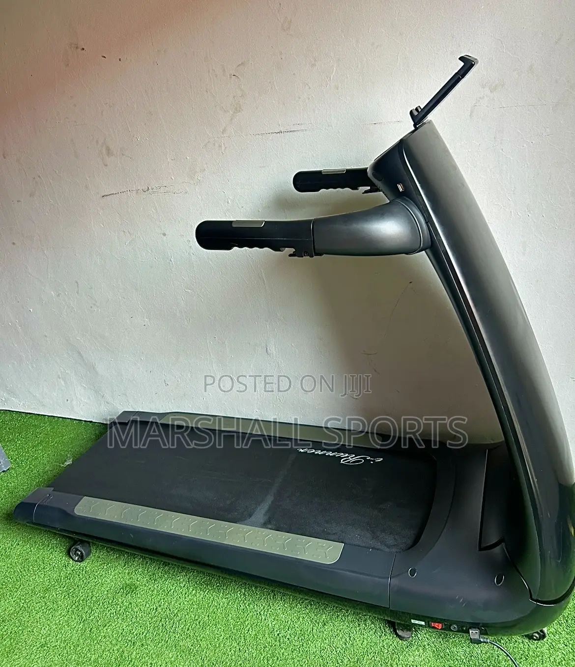 3.5hp Irunner Curve Treadmill