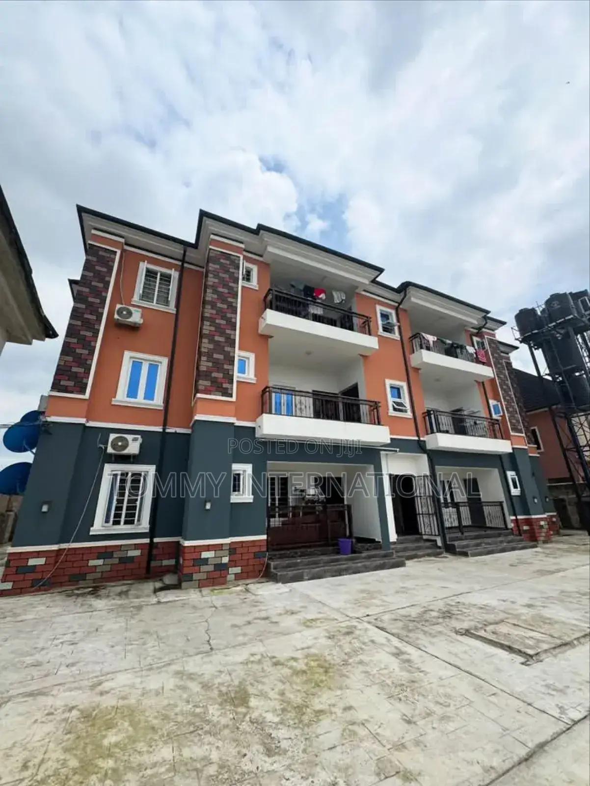 2bdrm Block of Flats in Unity Estate, Port-Harcourt for sale