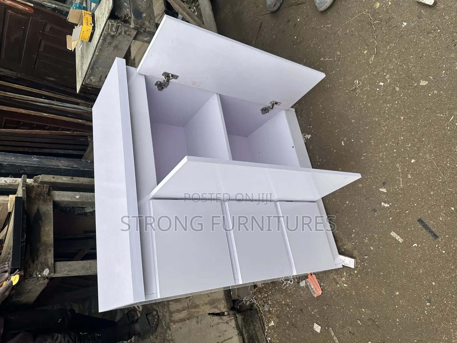 Simple Cabinet