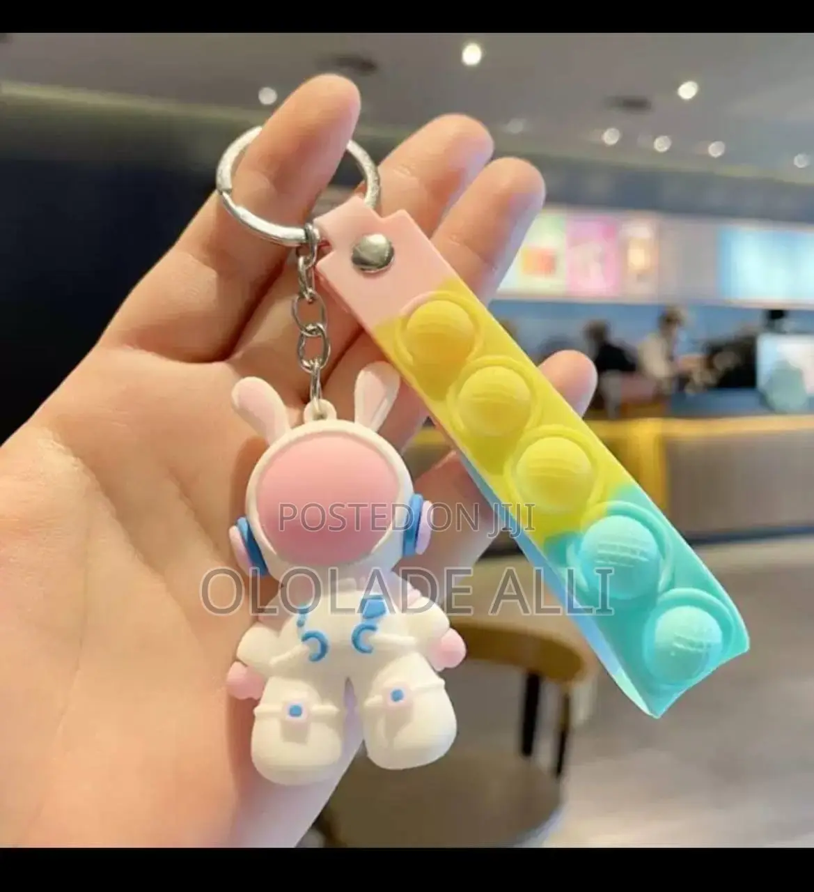 Key Holder With Handle