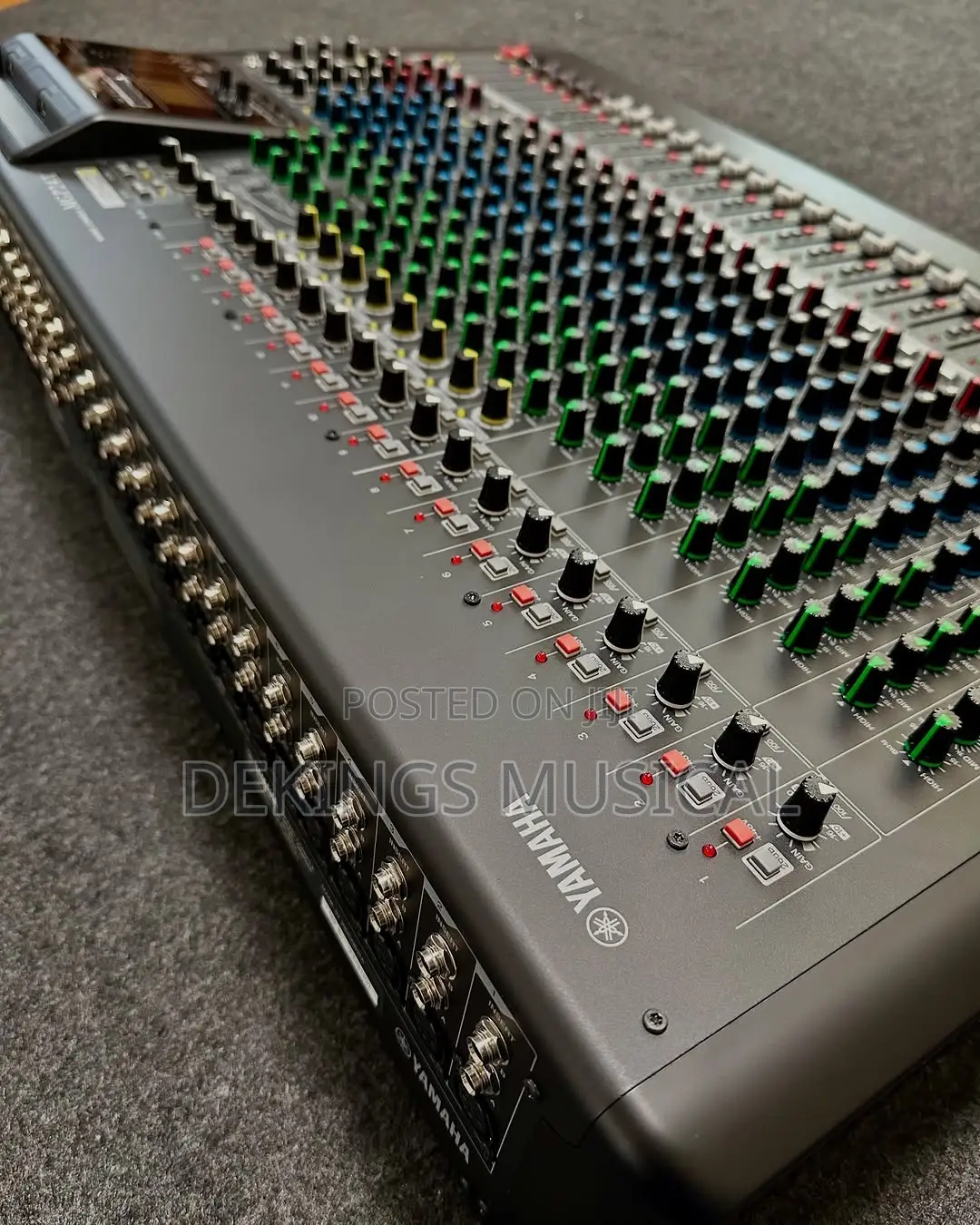 Yamaha Mgp24x 24-Channel Analog Mixing Console With DSP Effects