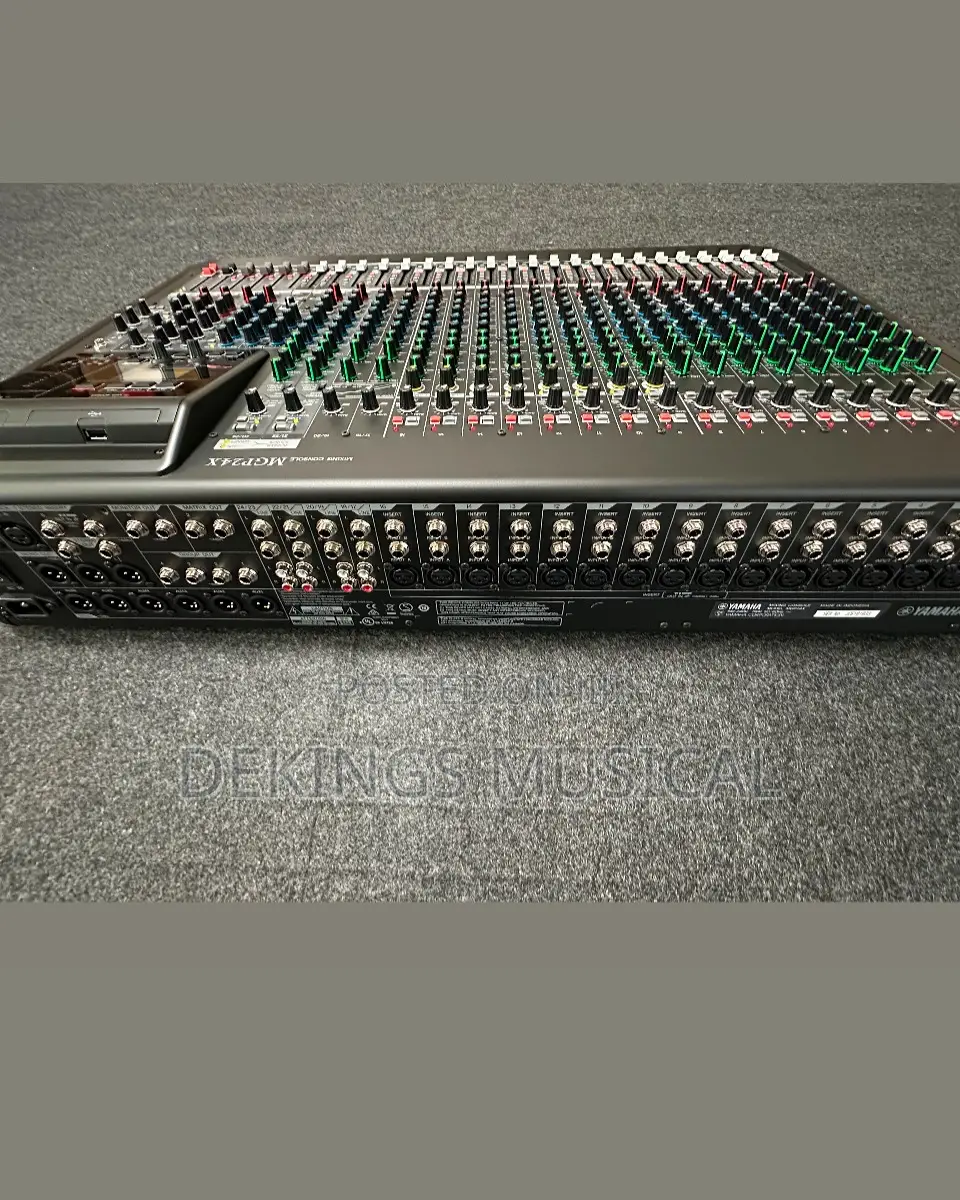 Yamaha Mgp24x 24-Channel Analog Mixing Console With DSP Effects