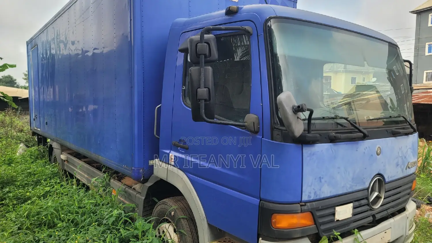 1217 Mercedes Benz Atego Cargo Truck