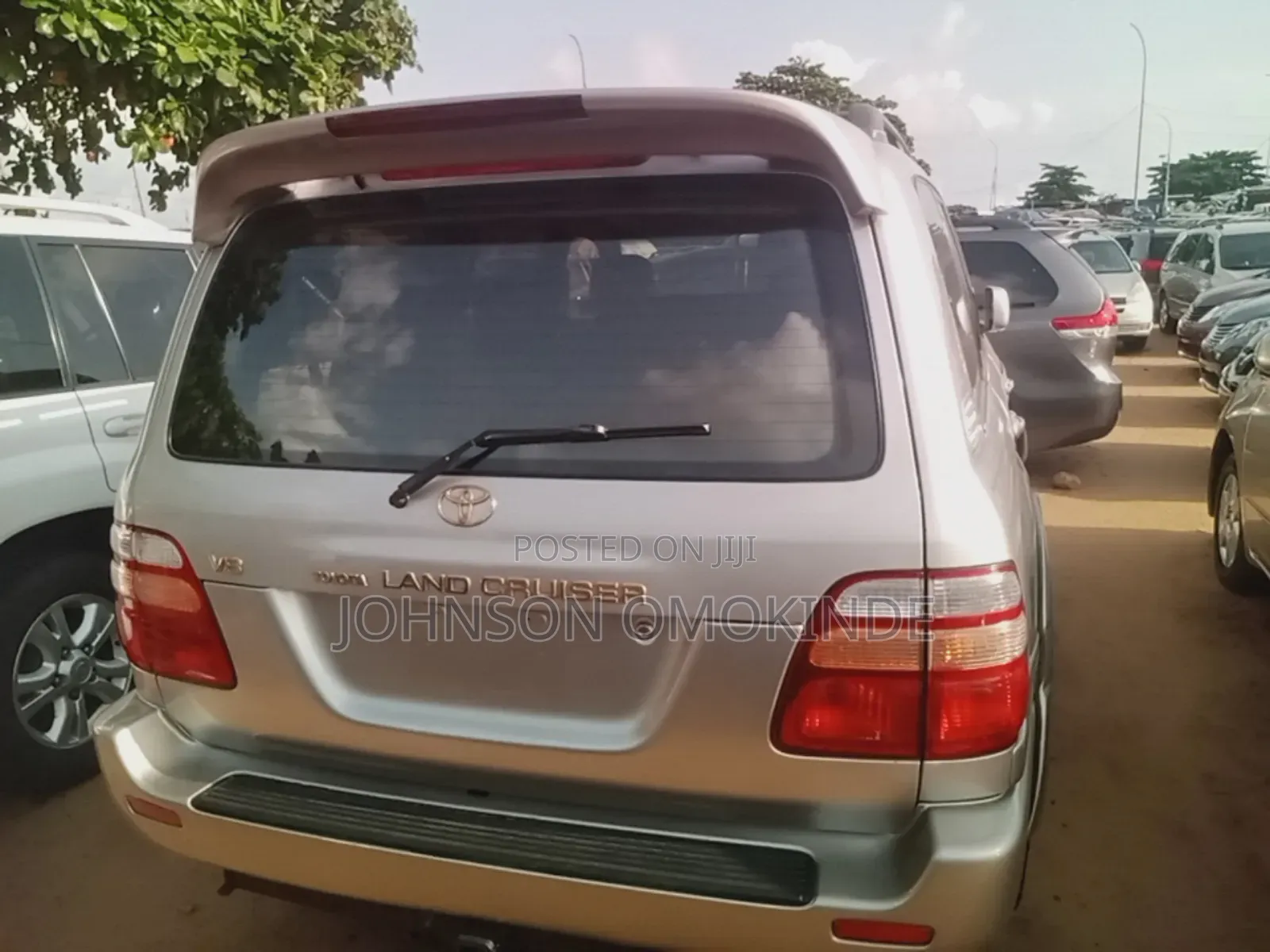 Toyota Land Cruiser 4x4 2004 Brown