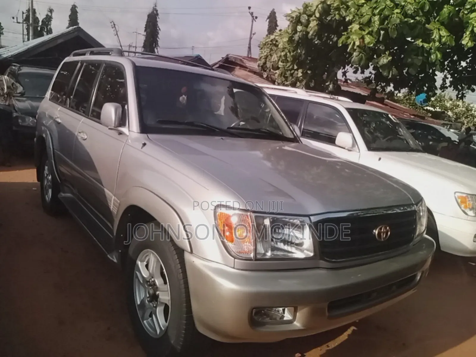Toyota Land Cruiser 4x4 2004 Brown