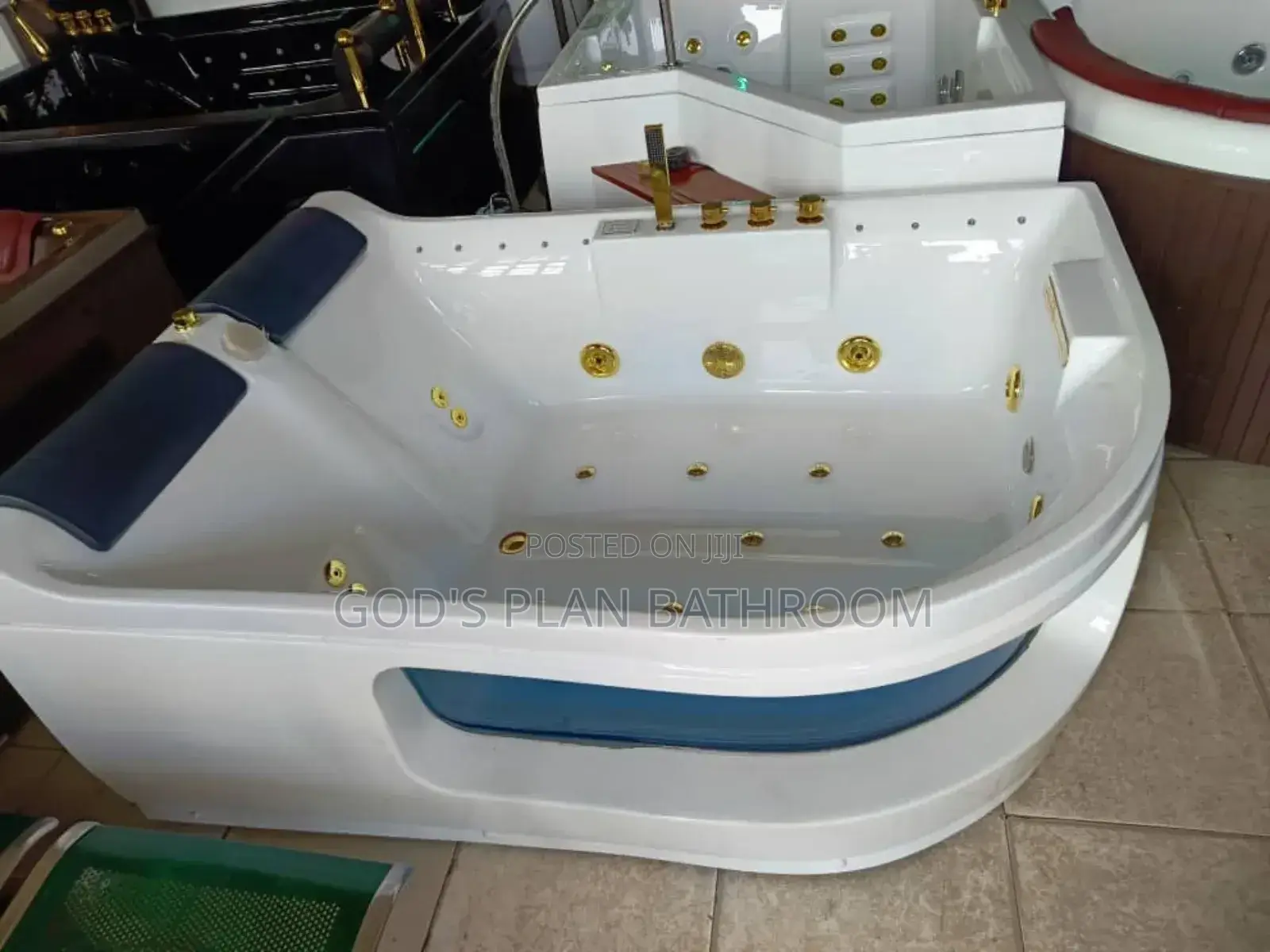 Double Gold Jet Jacuzzi With Glass