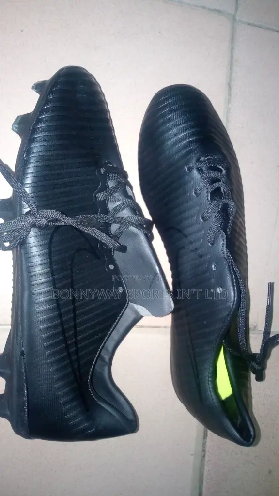 Get Ur Good Quality Leather Boot Hear