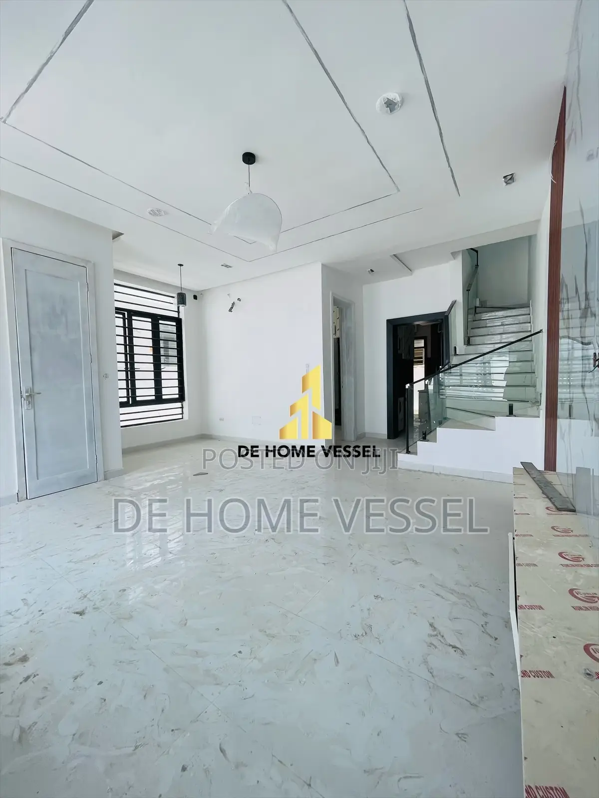 4bdrm Duplex in Lekki for sale