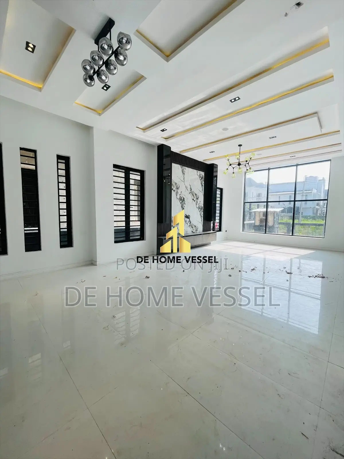 5bdrm Duplex in Lekki for sale