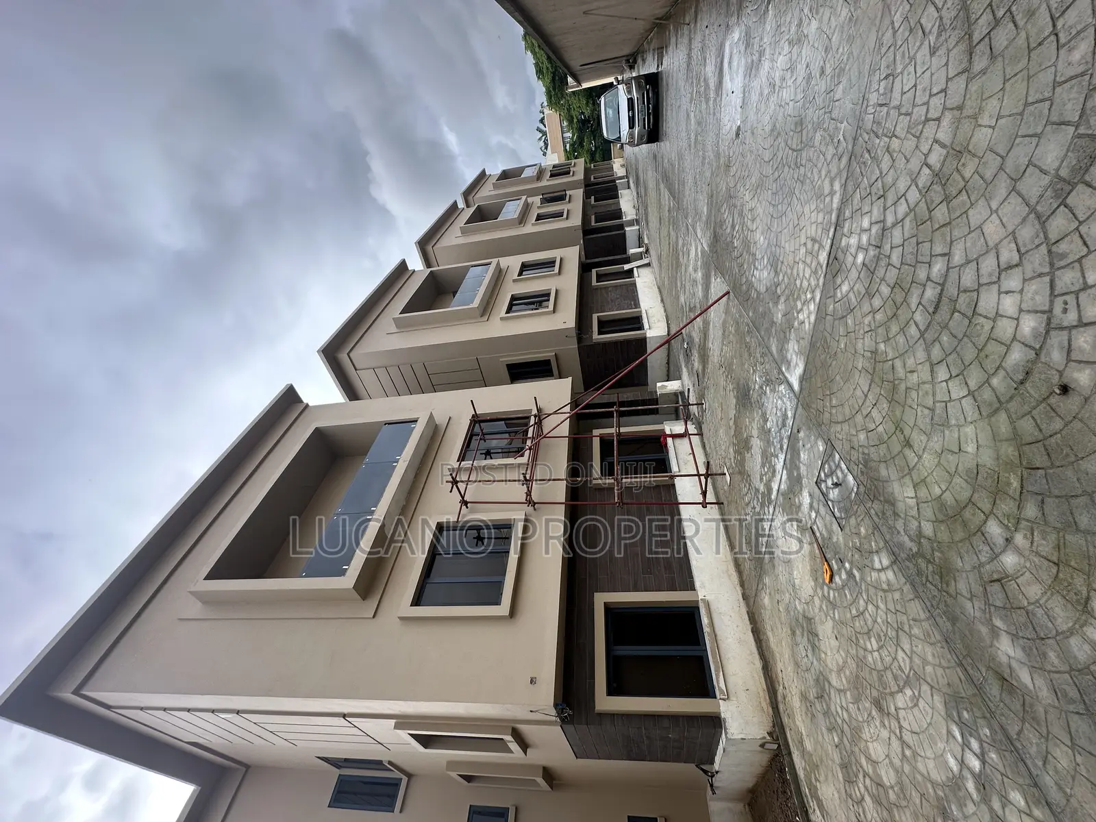5bdrm Duplex in Jabi District for sale