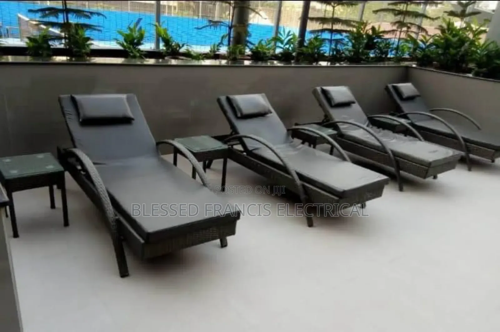 Pool Bed For Relaxation