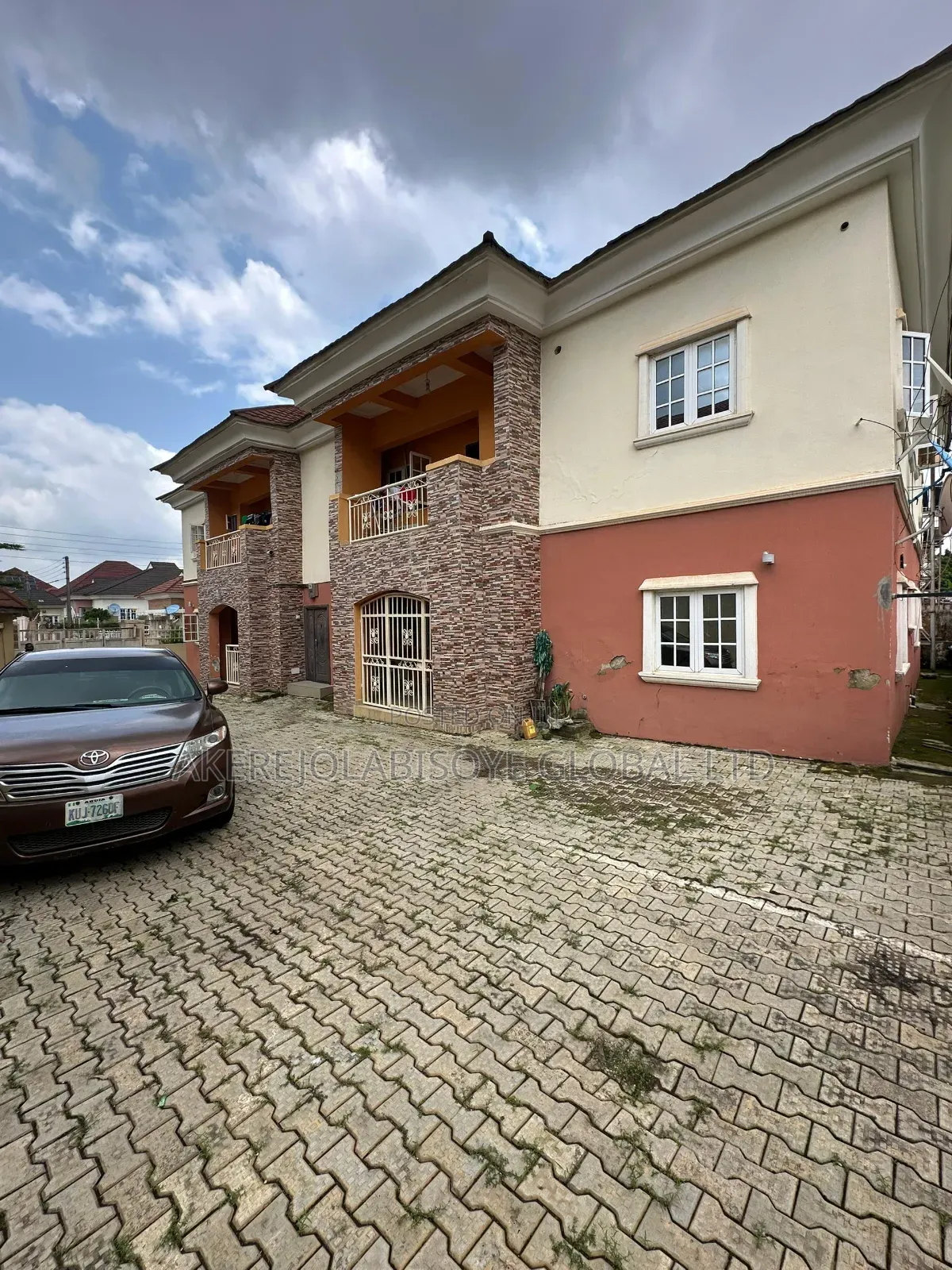 3bdrm Apartment in In An Estate Beside for rent