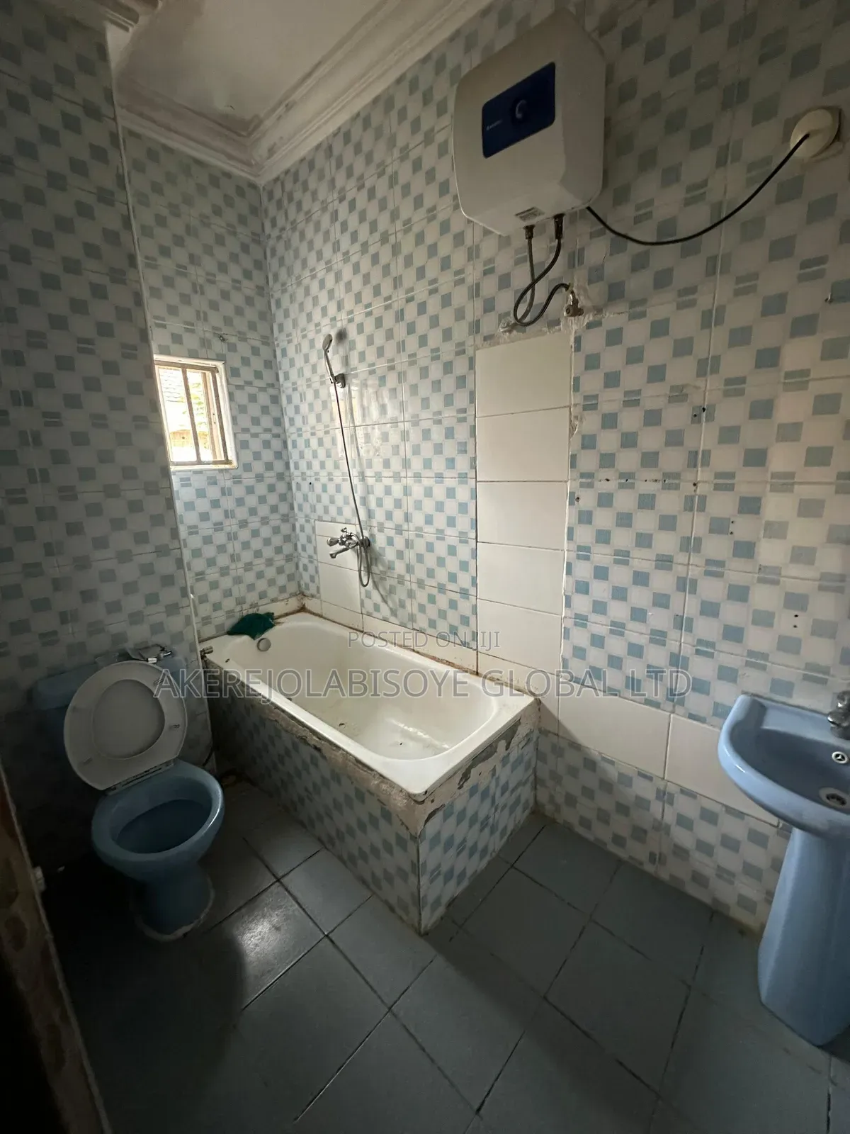 3bdrm Apartment in In An Estate Beside for rent