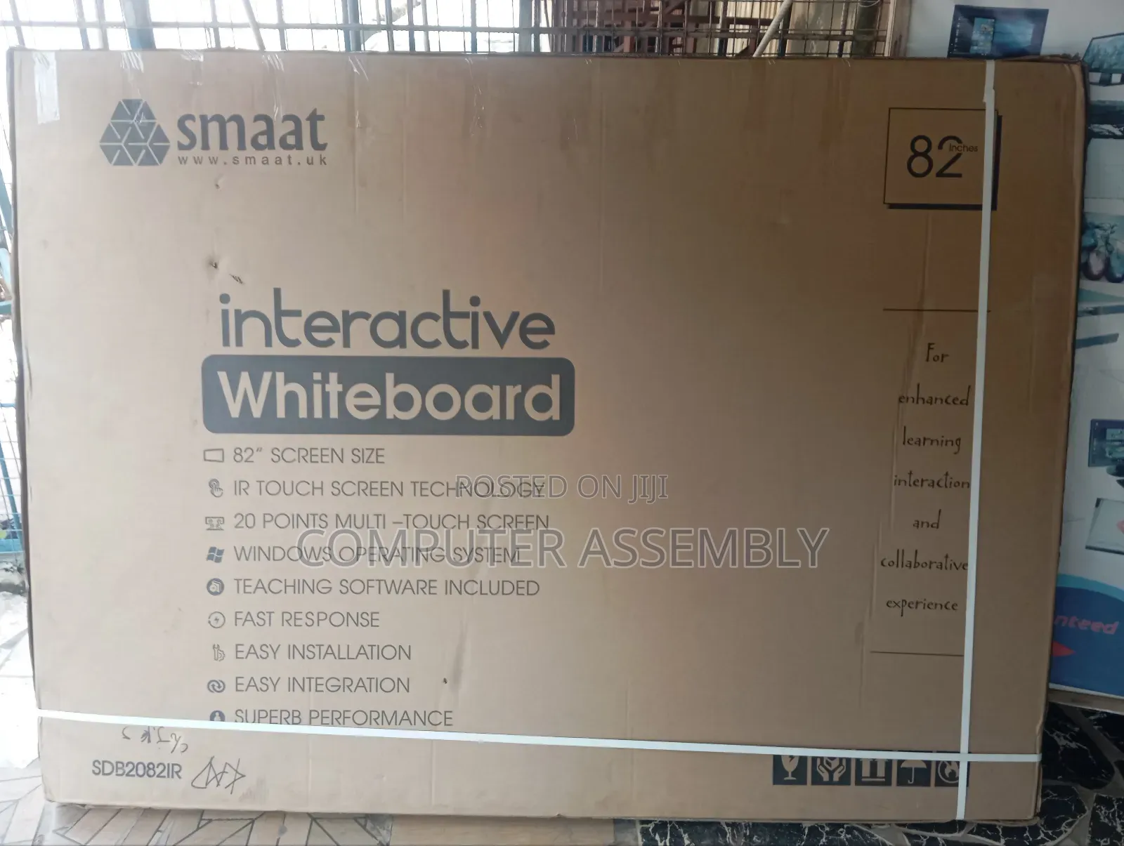 Smaat 82"Inches Interactive Whiteboard