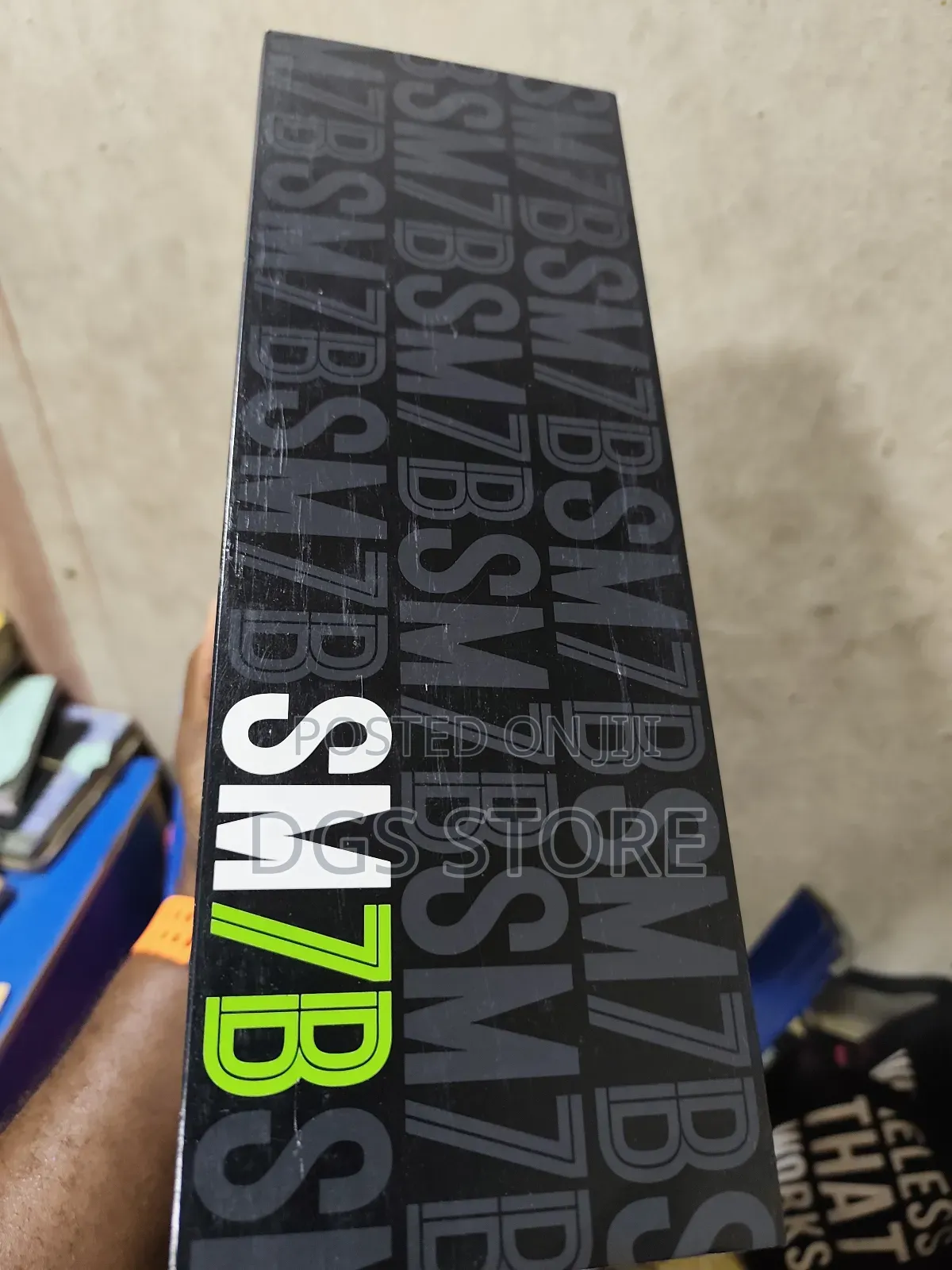 Shure Sm7b Legendary Vocal Microphone Original