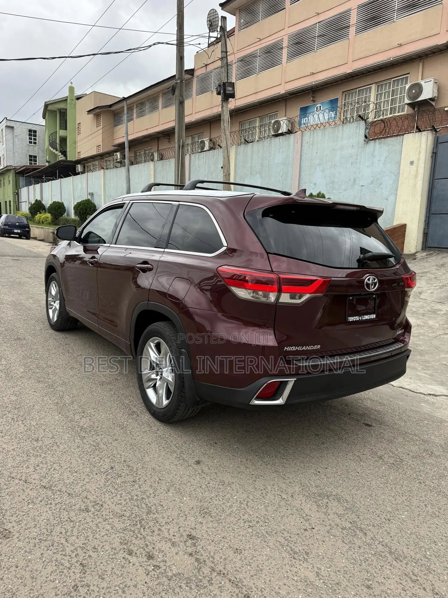 Toyota Highlander Limited Platinum 4x4 V6 (3.5L 6cyl 8A) 2017 Burgundy