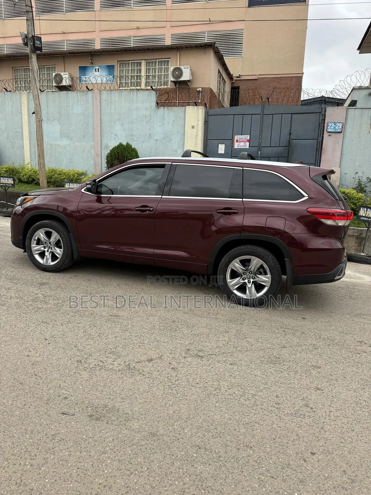 Toyota Highlander Limited Platinum 4x4 V6 (3.5L 6cyl 8A) 2017 Burgundy