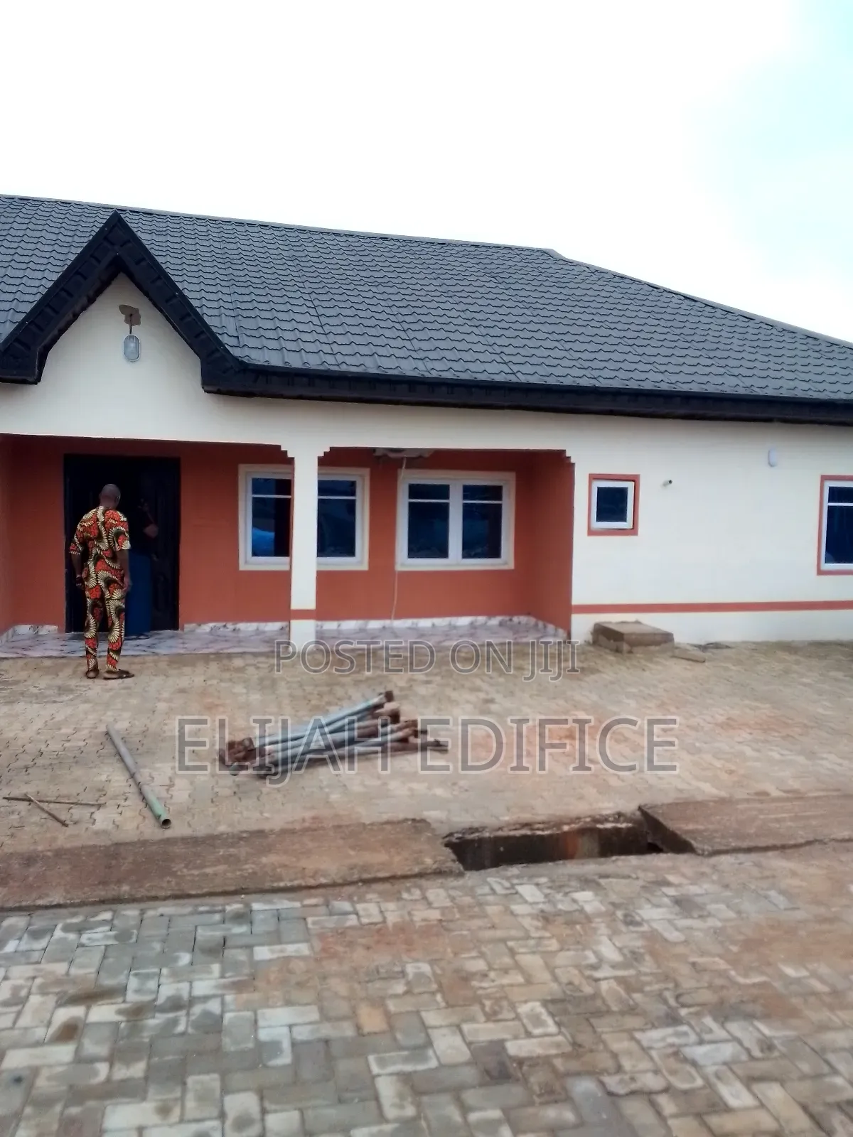 Furnished 2bdrm Block of Flats in Wiltop Omitoro, Ijede / Ikorodu