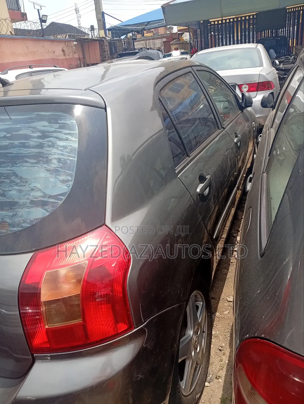 Toyota Corolla Liftback 2004 Silver