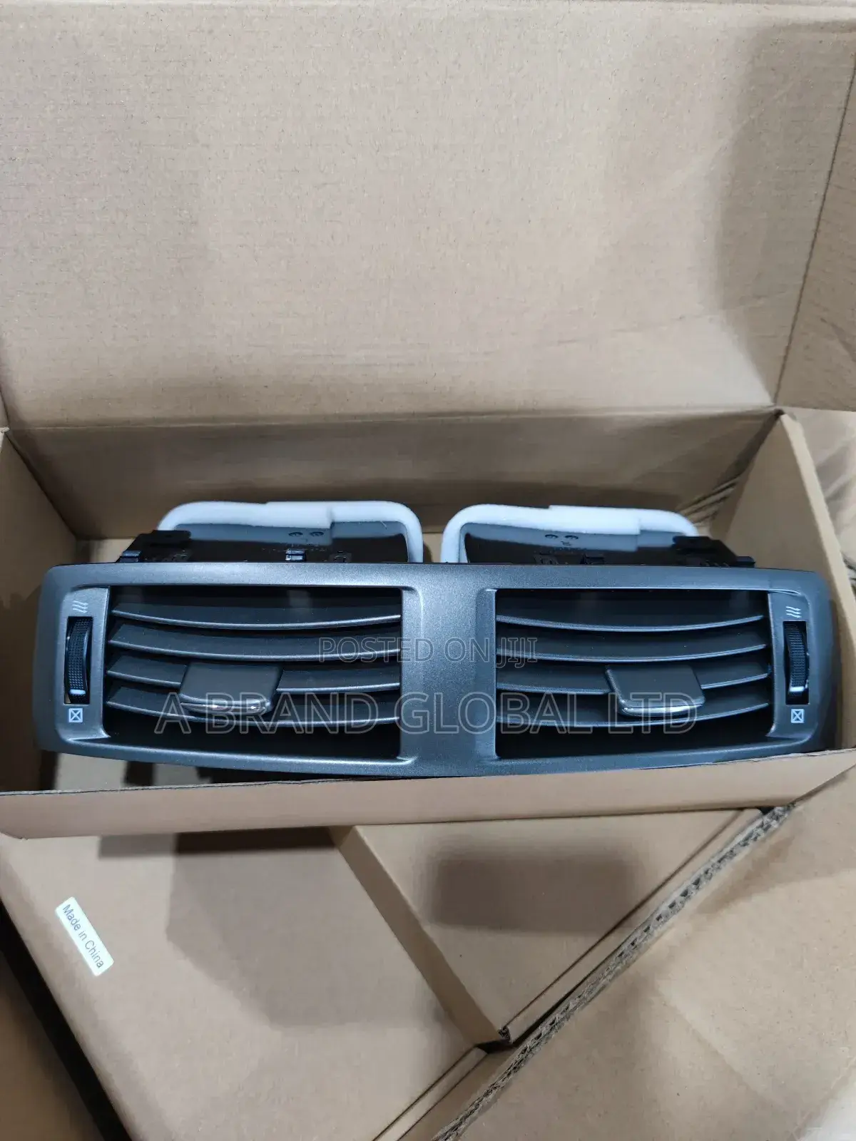 2006-2013 Lexus Is 250 Middle Climate Vents