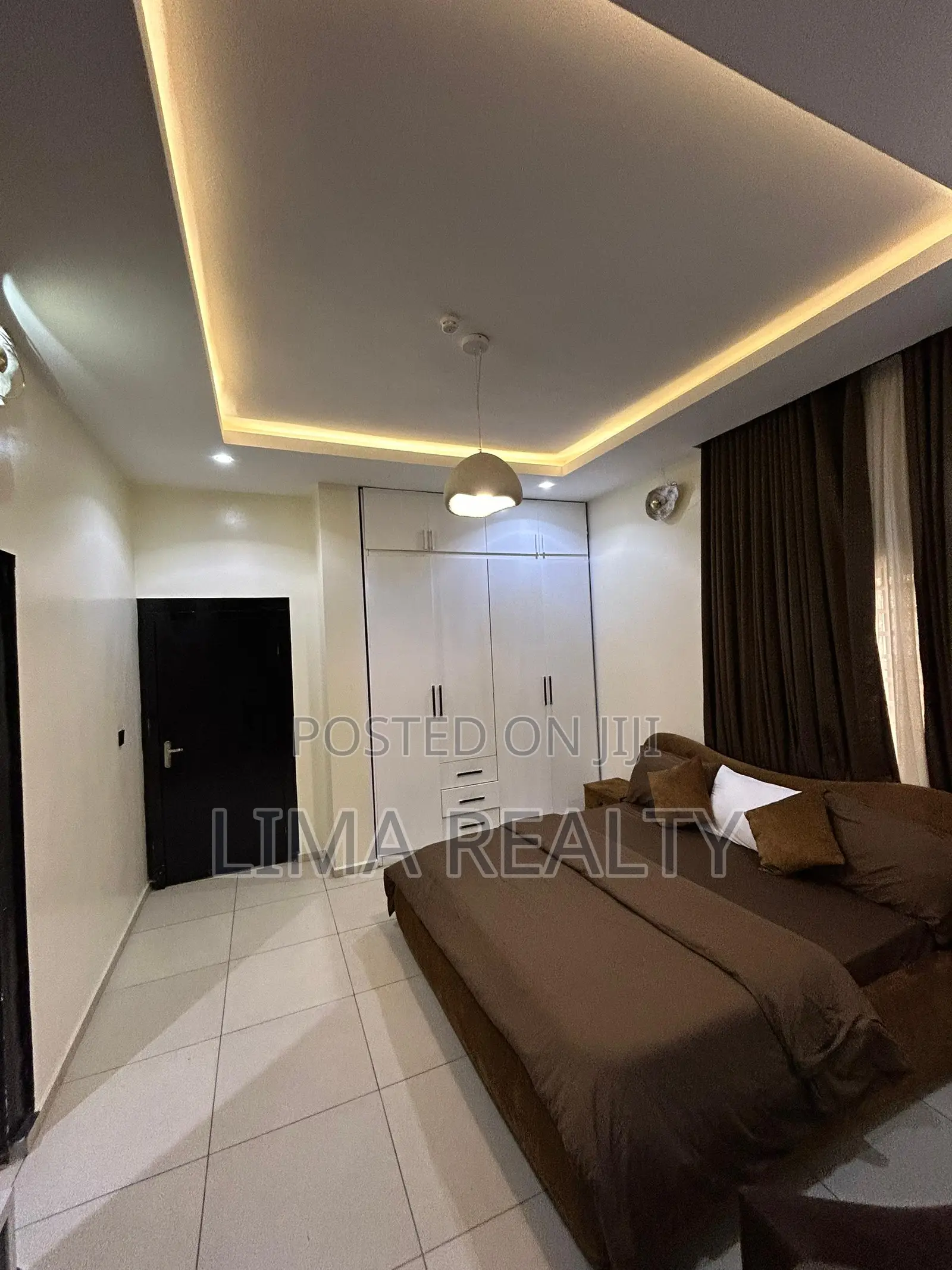 Luxury 3 Bed Vi