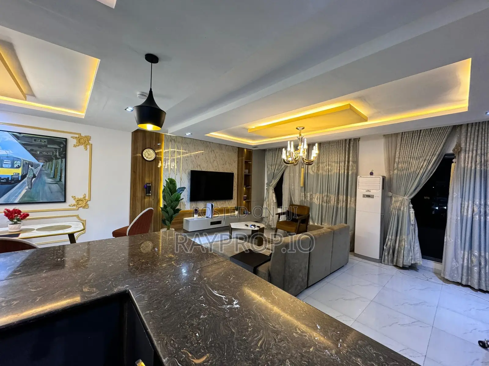 2 Bedroom Shortlet in Lekki Phase 1