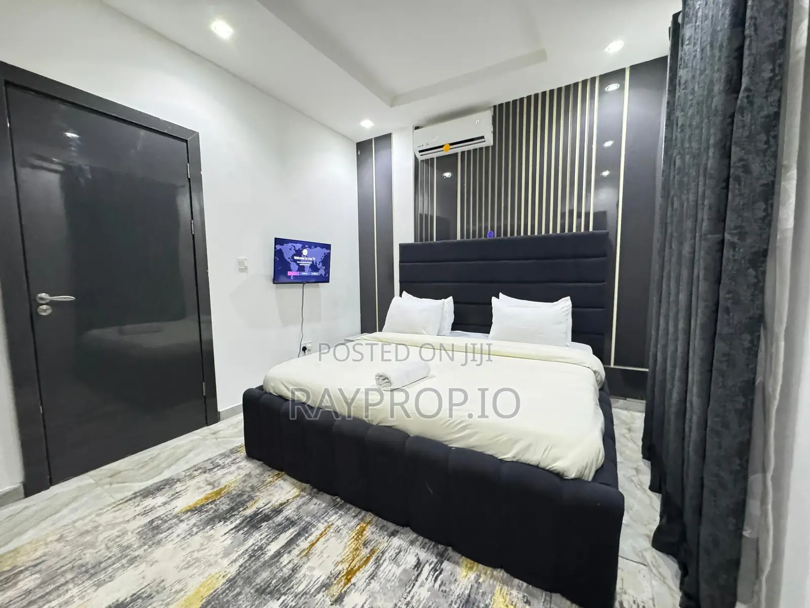 185309gx - 1 Bedroom Shortlet in Lekki Phase 1