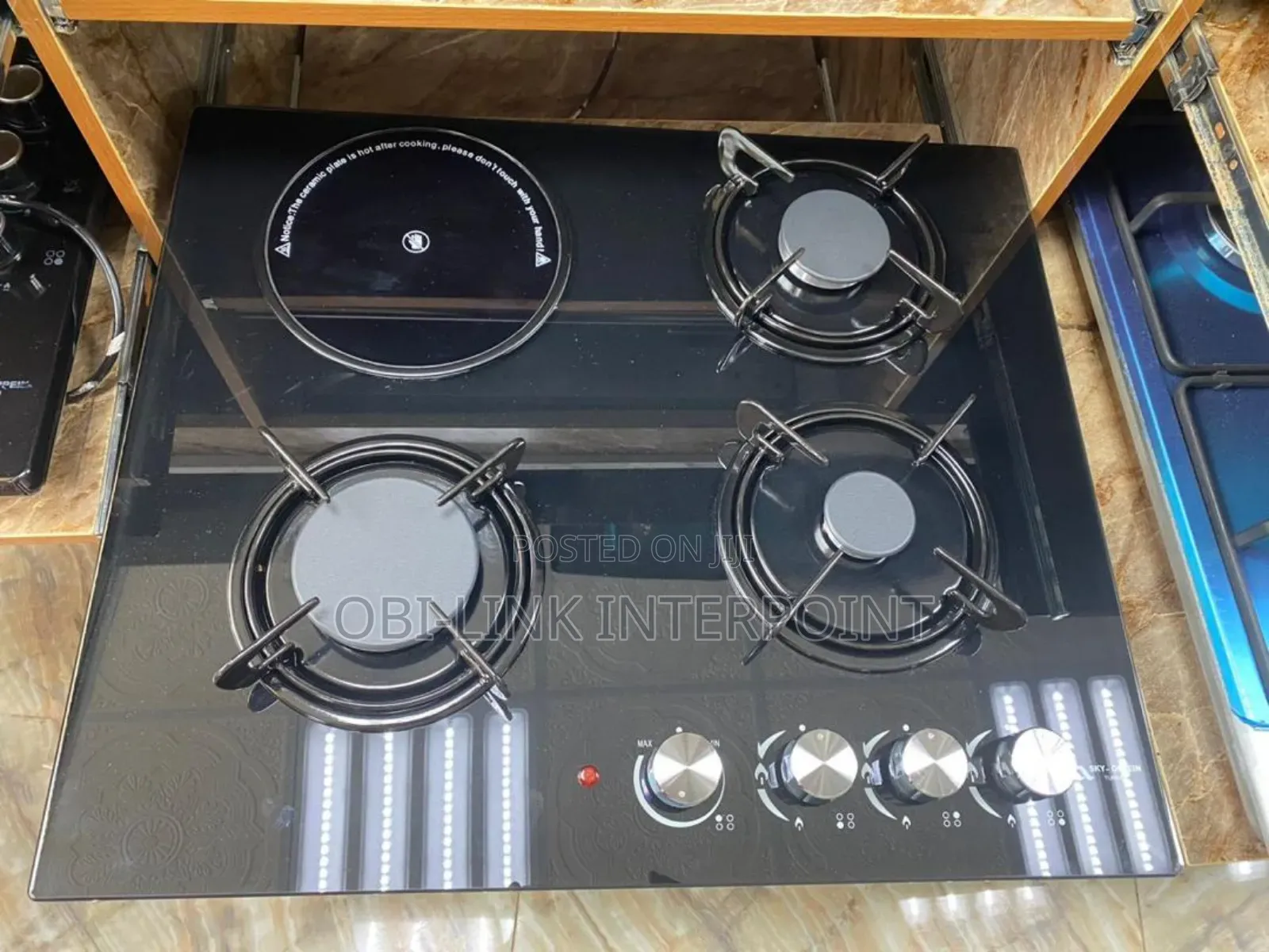 Electric and Gas Cooker ( 3 Gas + 1 Electric Burner)