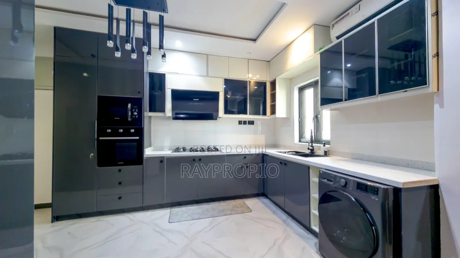 2 Bedroom Shortlet in Lekki Phase 1