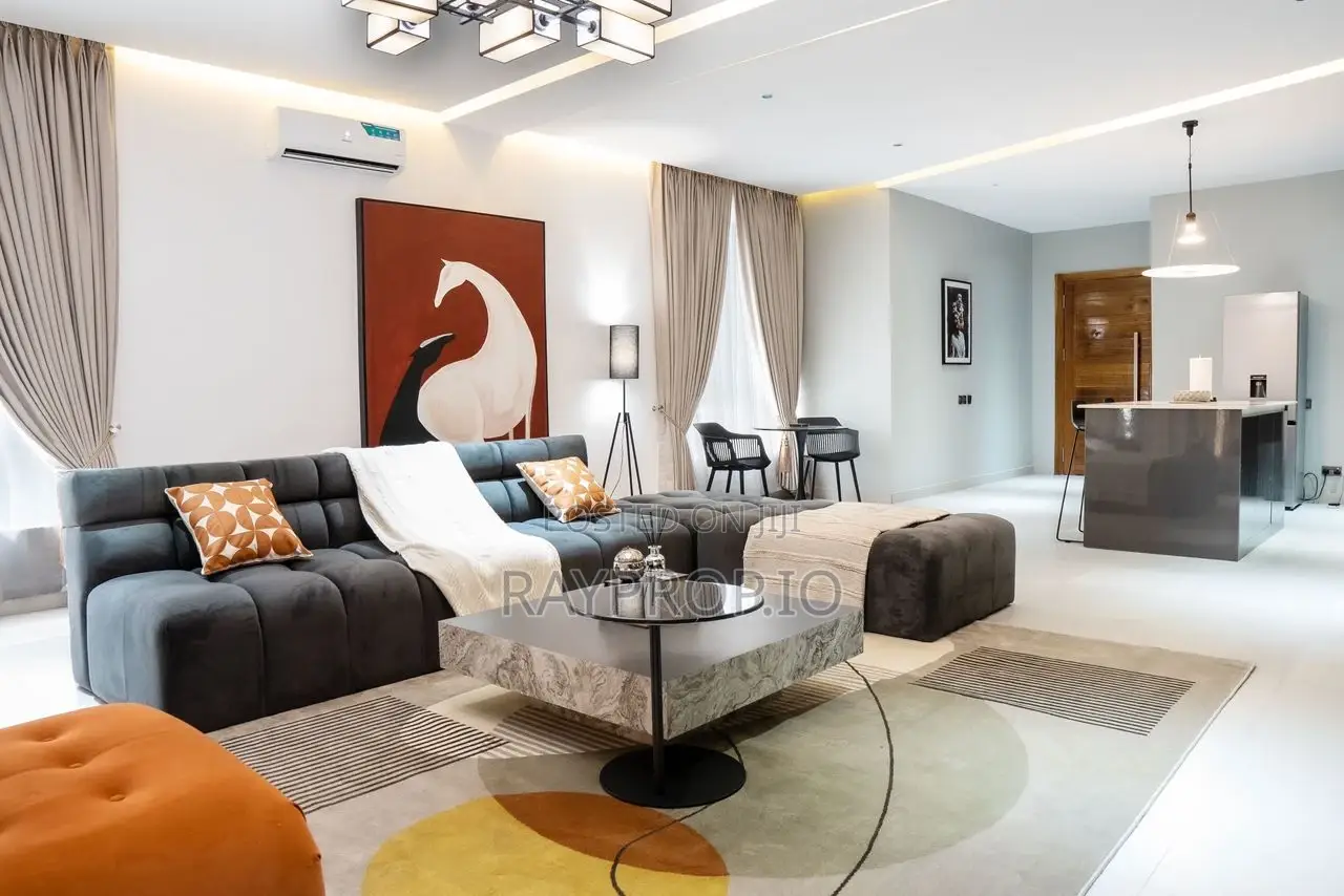 2 Bedroom Shortlet in Lekki Phase 1
