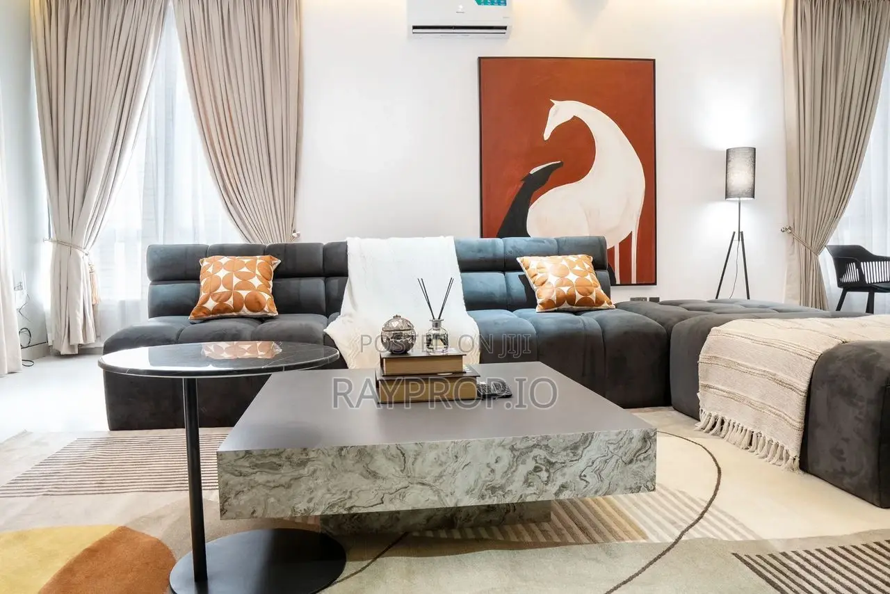 2 Bedroom Shortlet in Lekki Phase 1
