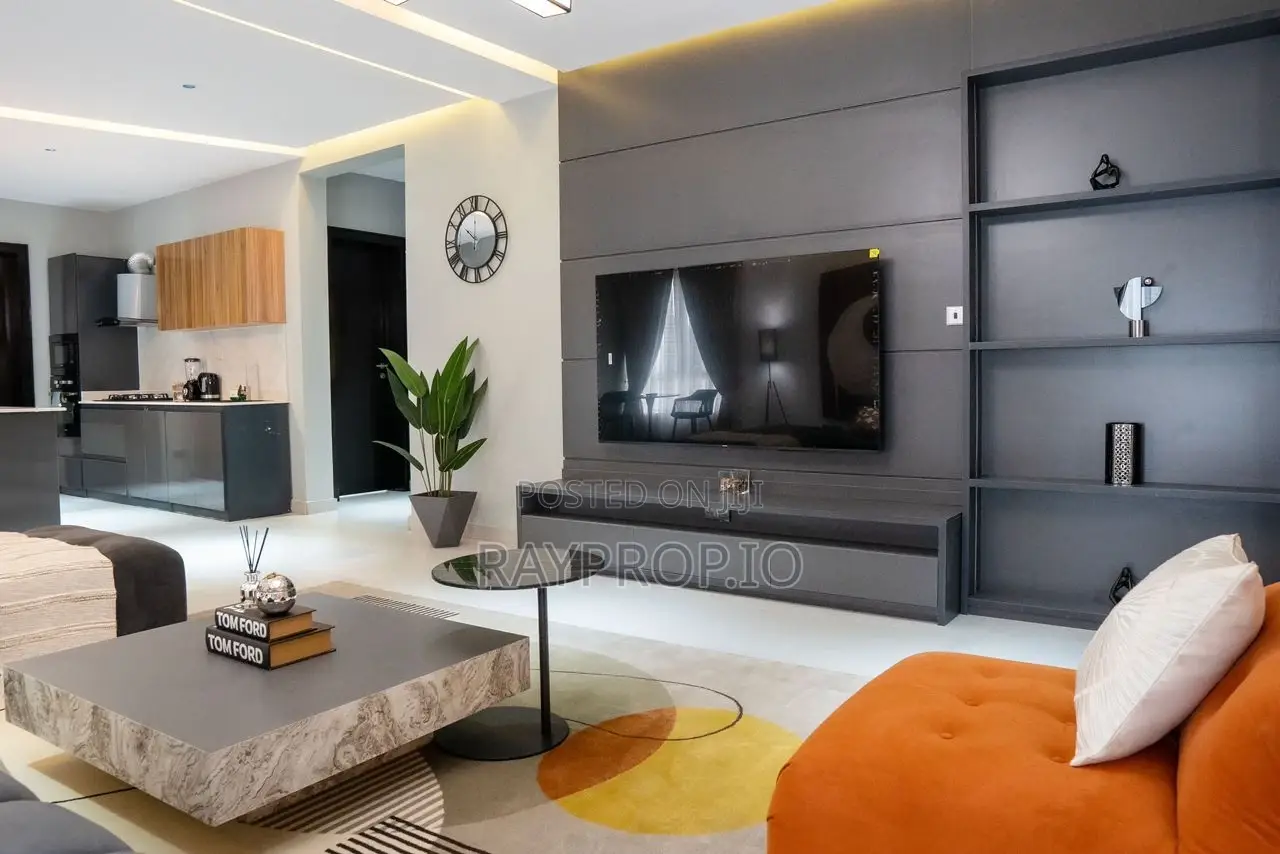 2 Bedroom Shortlet in Lekki Phase 1