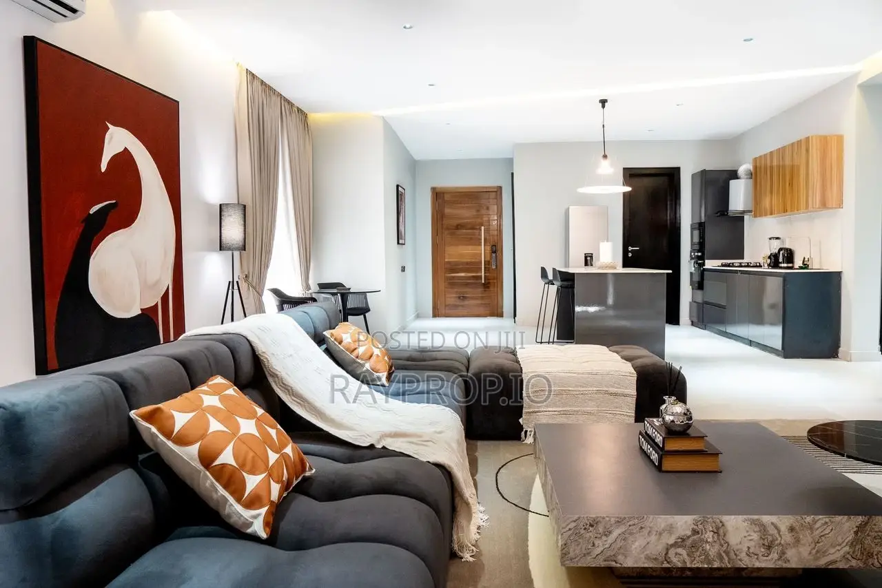 2 Bedroom Shortlet in Lekki Phase 1