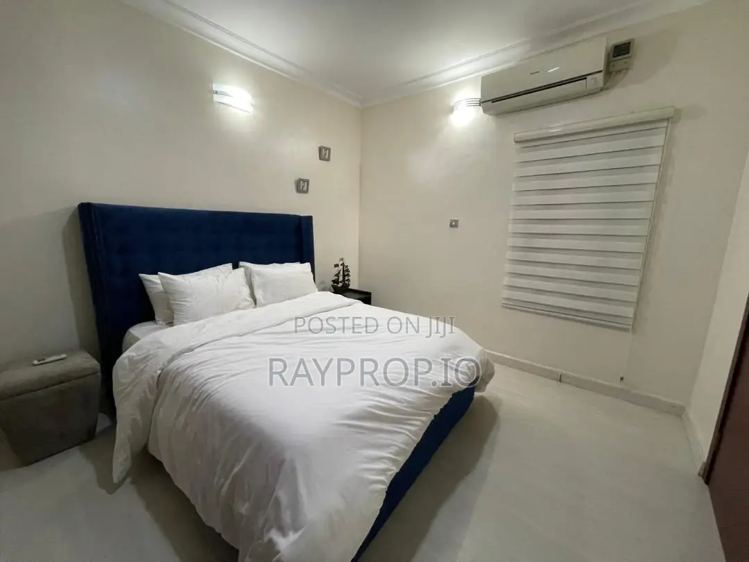 3 Bedroom Shortlet in Osapa London Lekki