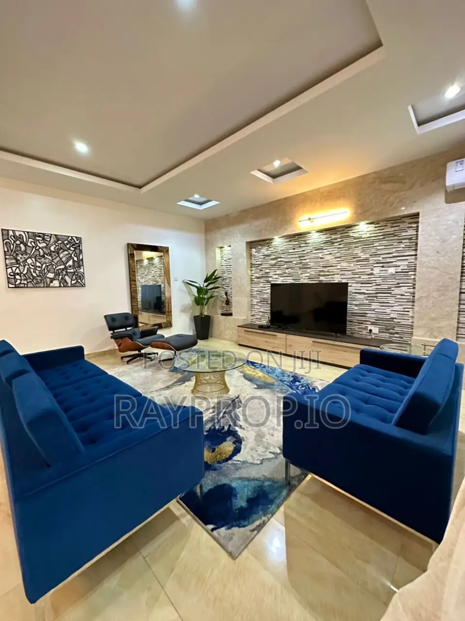 4 Bedroom Shortlet in Ikoyi