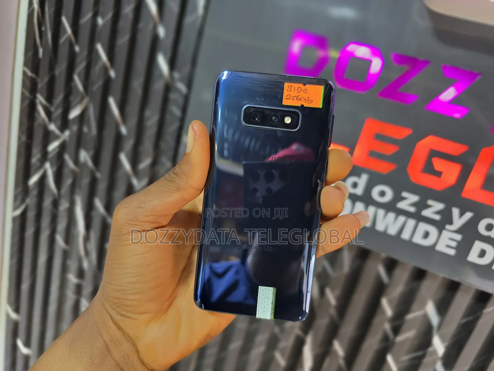 Samsung Galaxy S10e 256 GB Blue