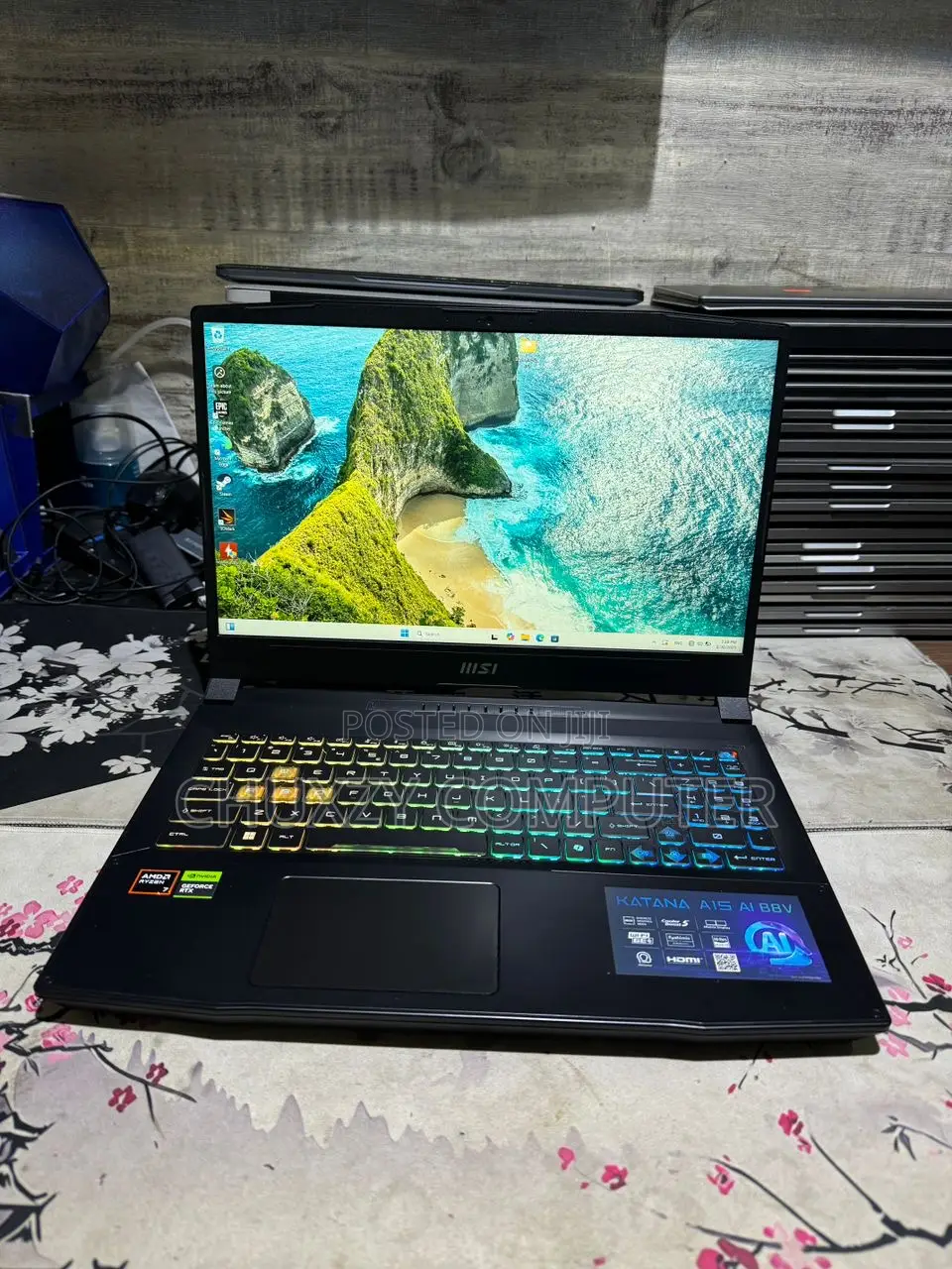 Laptop MSI Katana 15 16GB Intel Core I7 SSD 1T